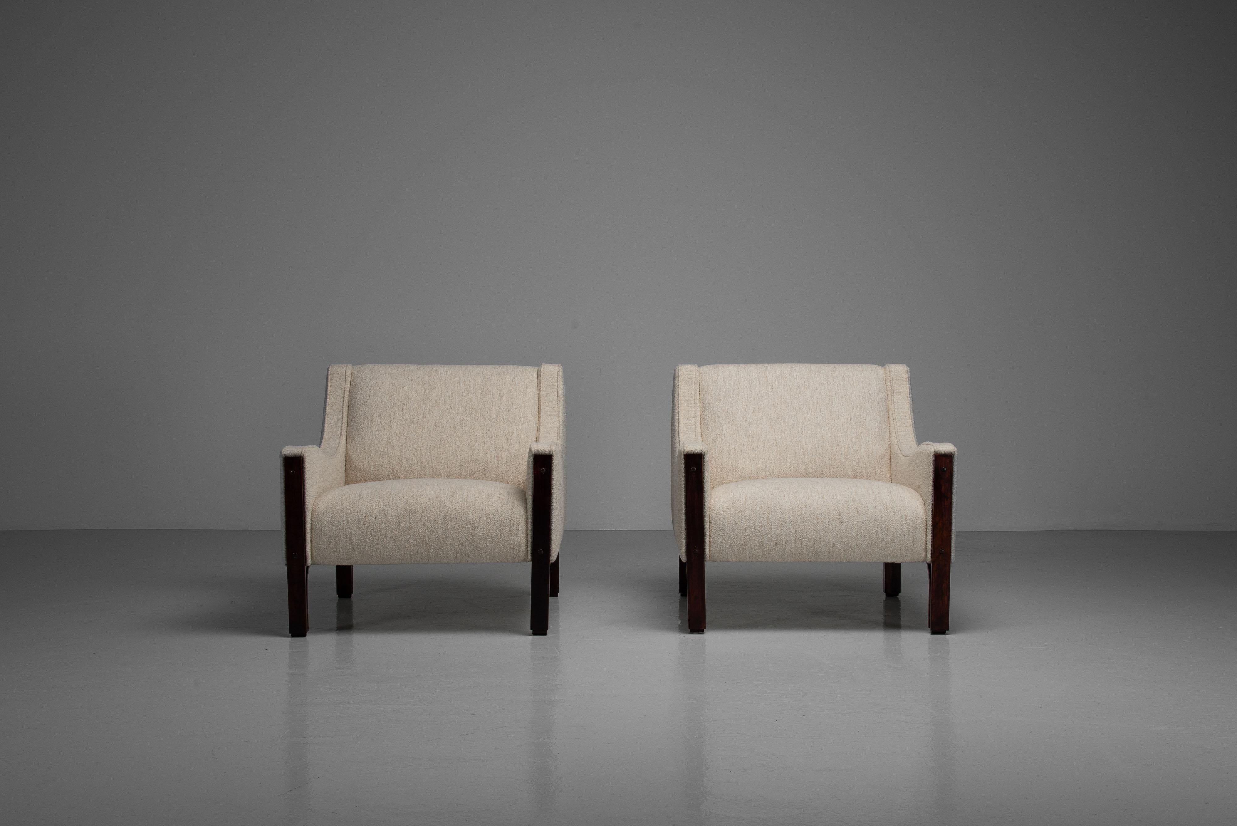 Upholstery Tito Agnoli lounge chairs for Mobilia Italy 1961