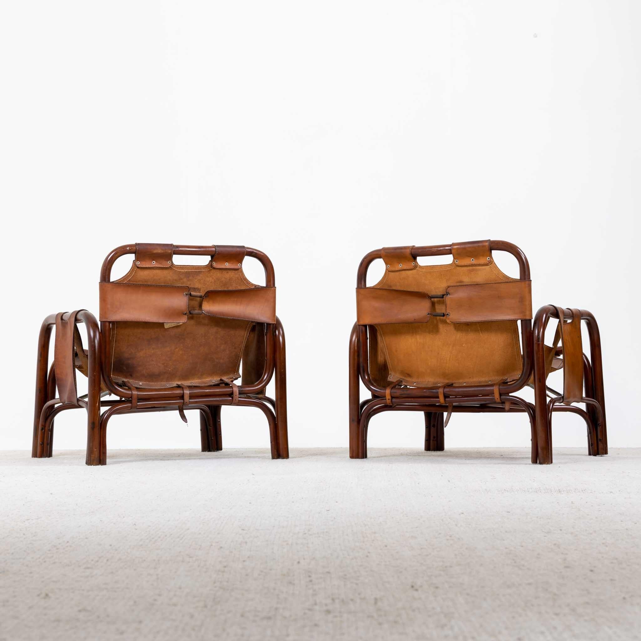 Brown Lounge Chairs, Leather & stained Beech, Italy Mid-20th Century In Good Condition In Greding, DE