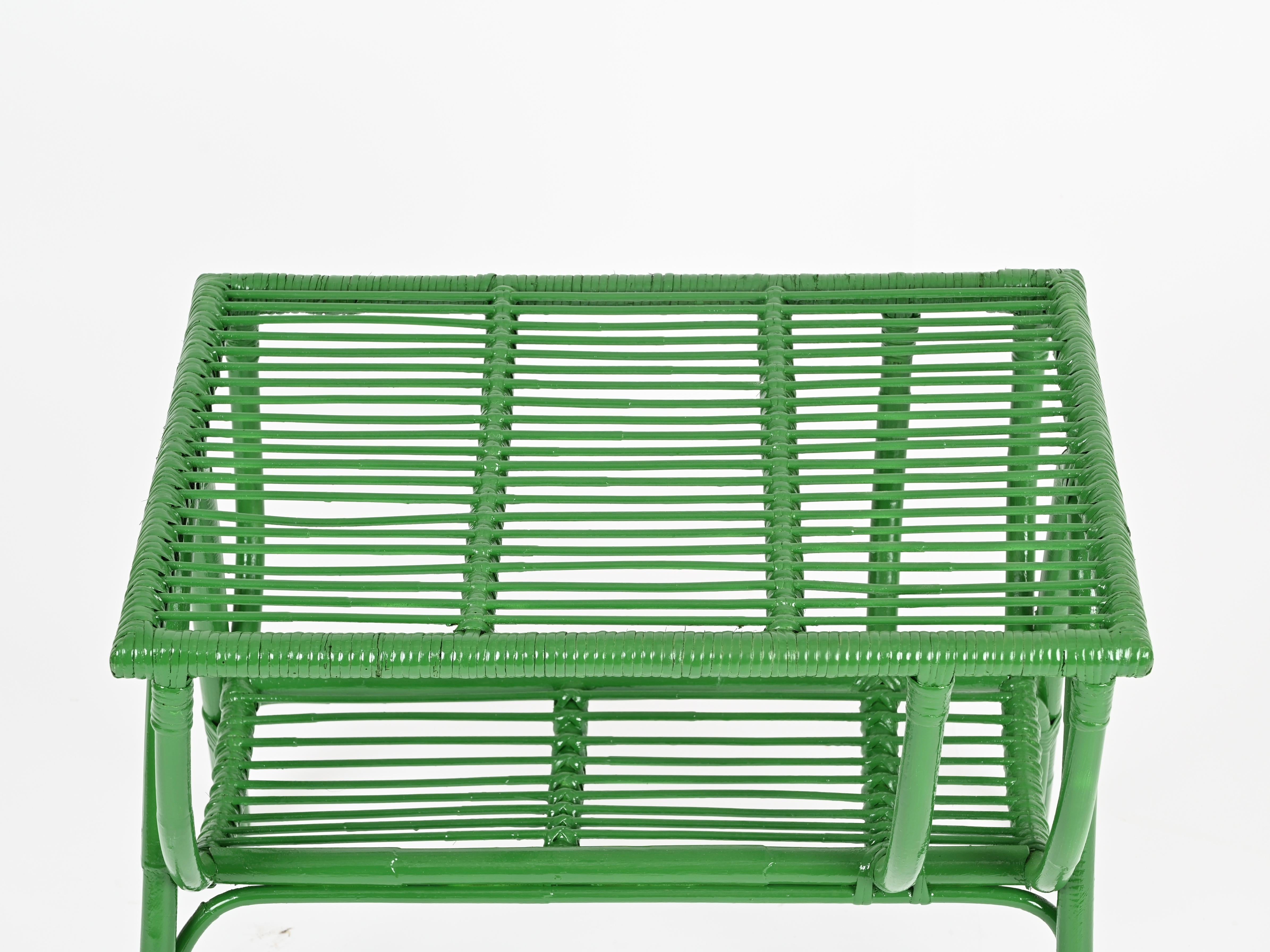 Table basse verte du milieu du siècle en rotin et osier, Italie, années 1960 en vente 2