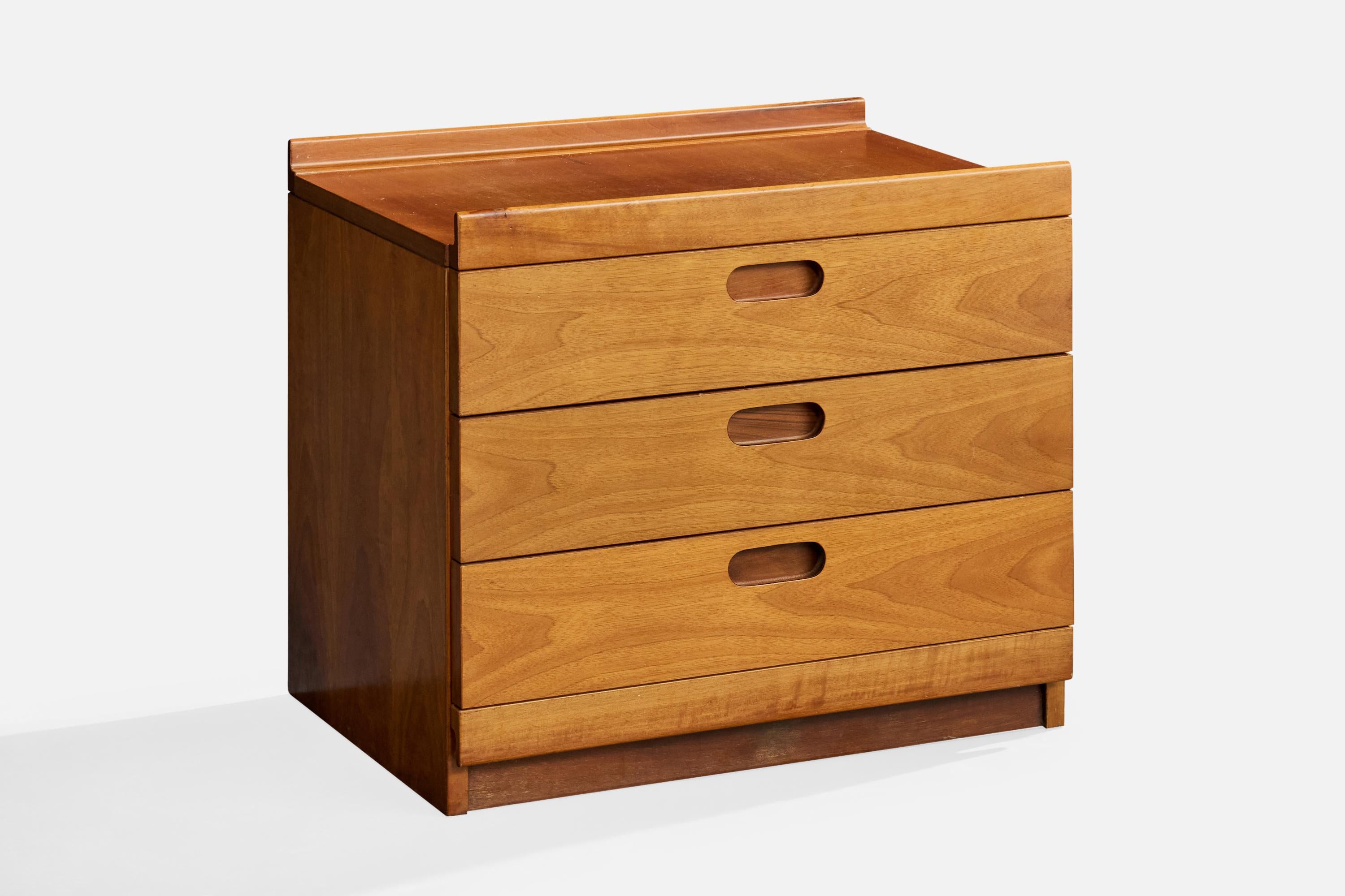 italien Tito Agnoli, Nightstands, Walnut, Italy, 1970s en vente