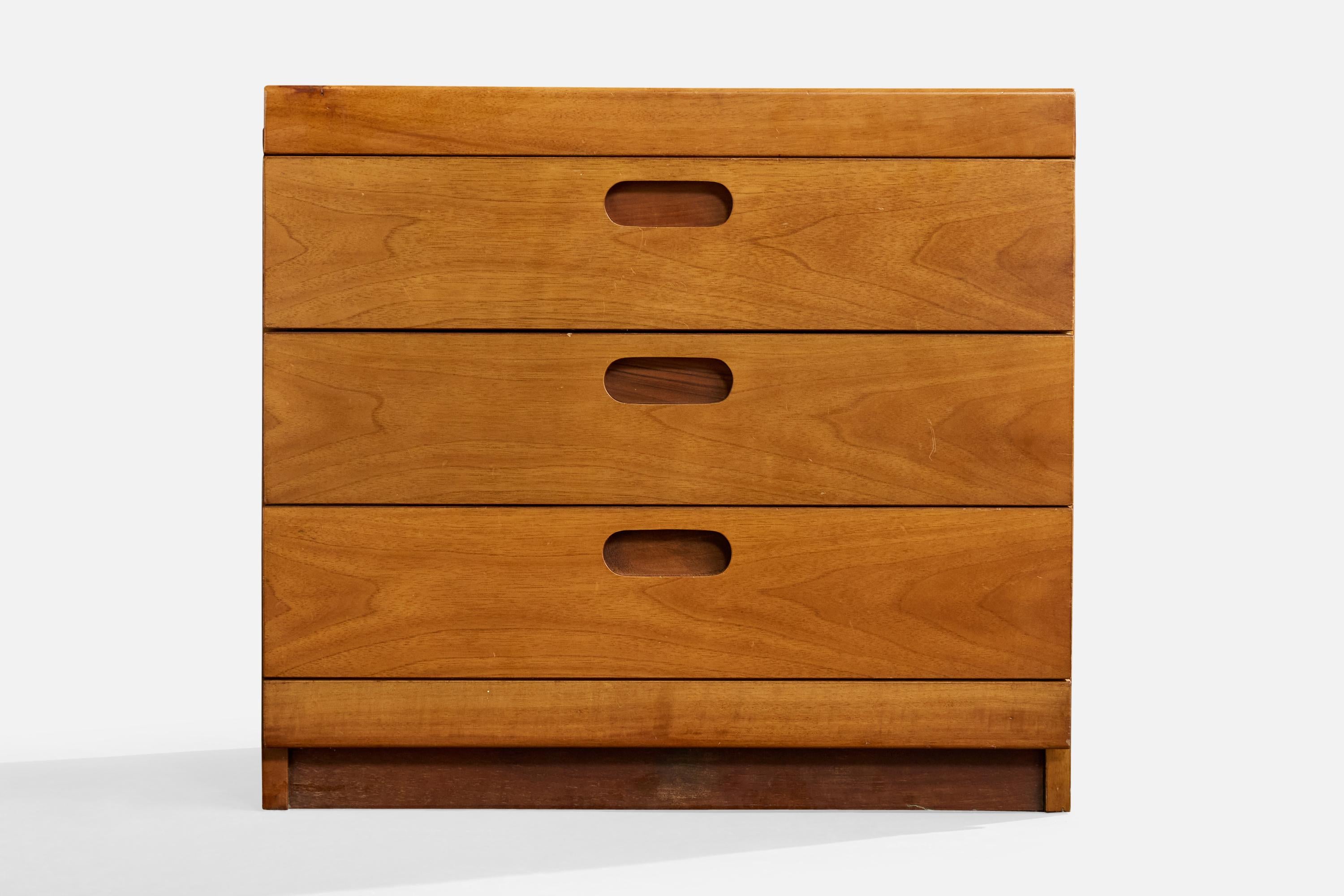Fin du 20e siècle Tito Agnoli, Nightstands, Walnut, Italy, 1970s en vente