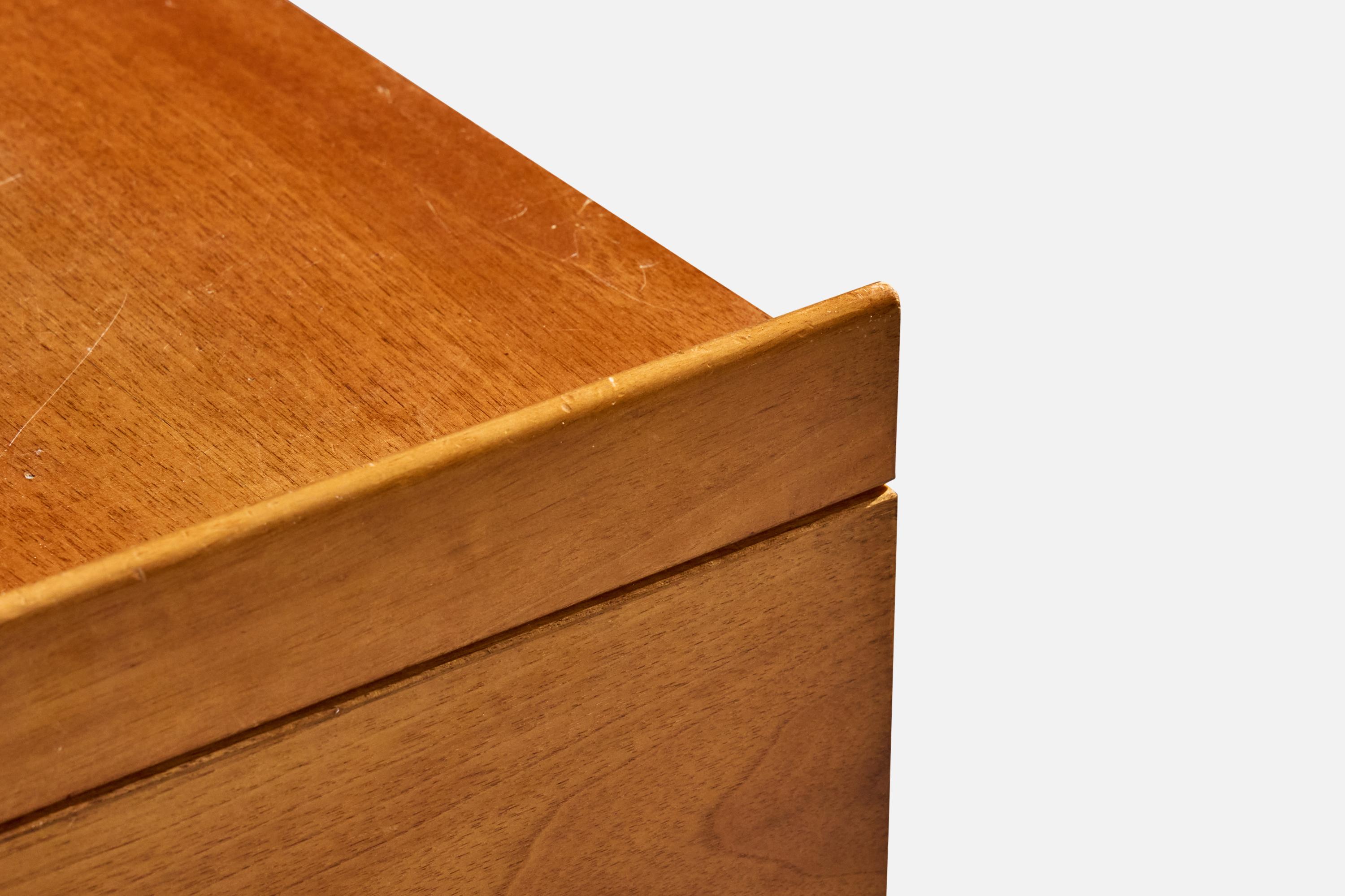 Tito Agnoli, Nightstands, Walnut, Italy, 1970s en vente 2