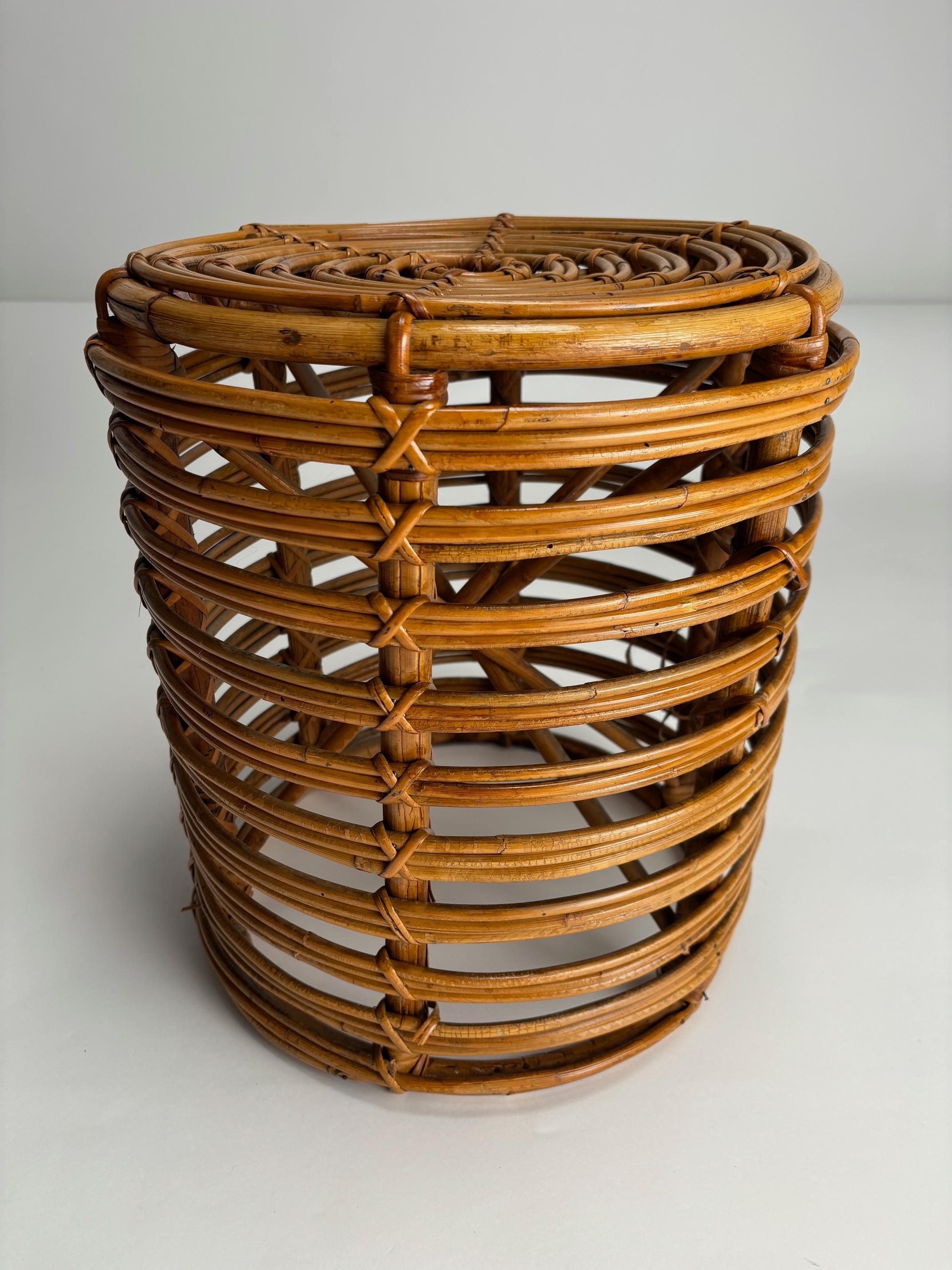 Tito Agnoli, Coppia di sgabelli, Rattan, Bambù, Italia, anni '60 in vendita 2