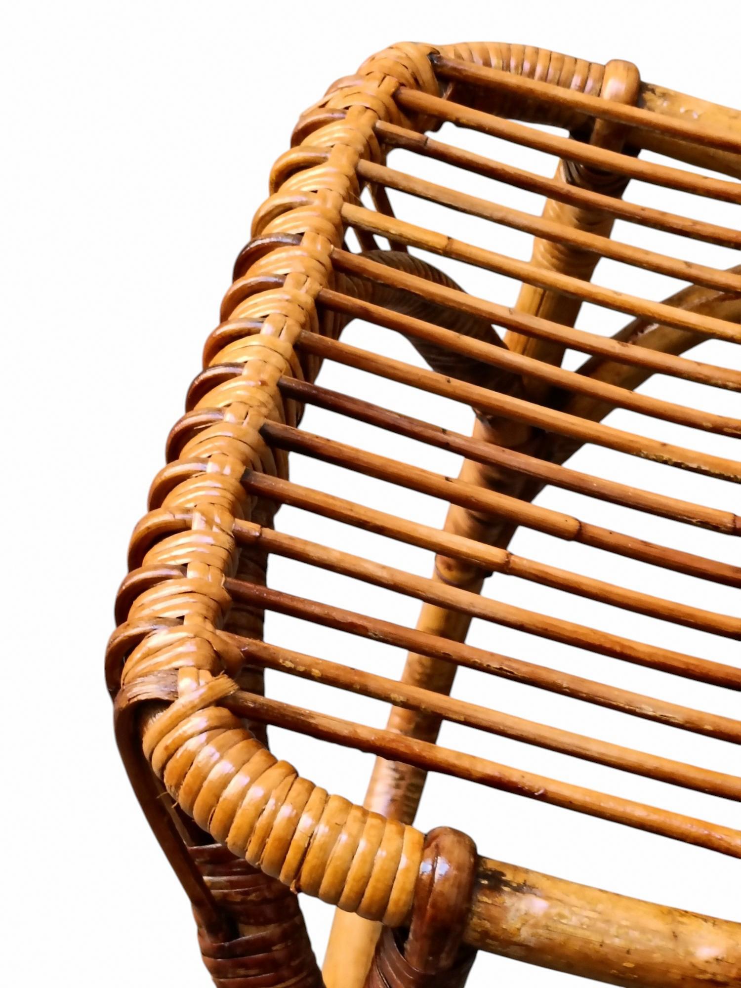 Tito Agnoli for Bonacina Stool in Rattan and Wicker, Italy 1960s In Good Condition For Sale In Naples, IT