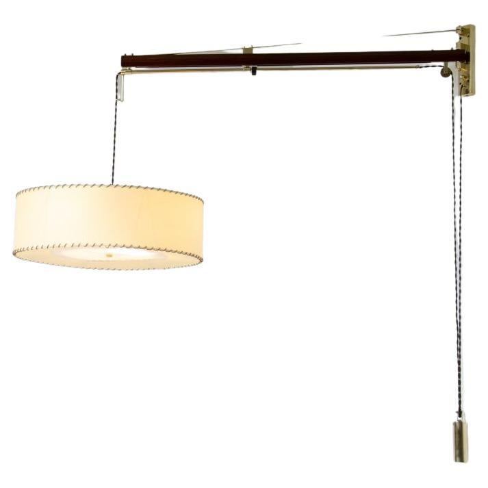 Tito Agnoli, Rare Extendable Wall Lamp Model 1102 for Oluce For Sale