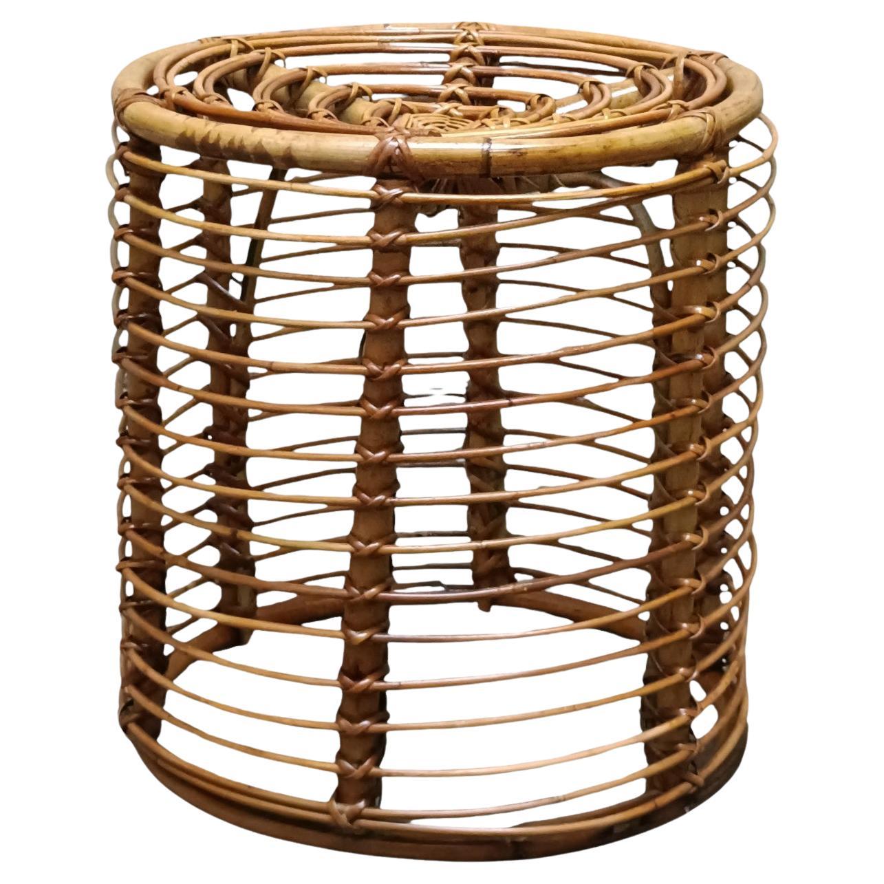 Tito Agnoli Zylindrischer Rattanhocker oder Beistelltisch, Italien 1960er Jahre im Angebot