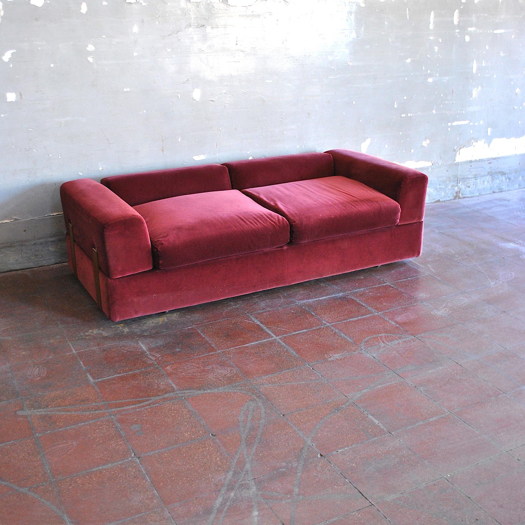 Tito Agnoli Sofa by Cinova 1969 In Good Condition In bari, IT