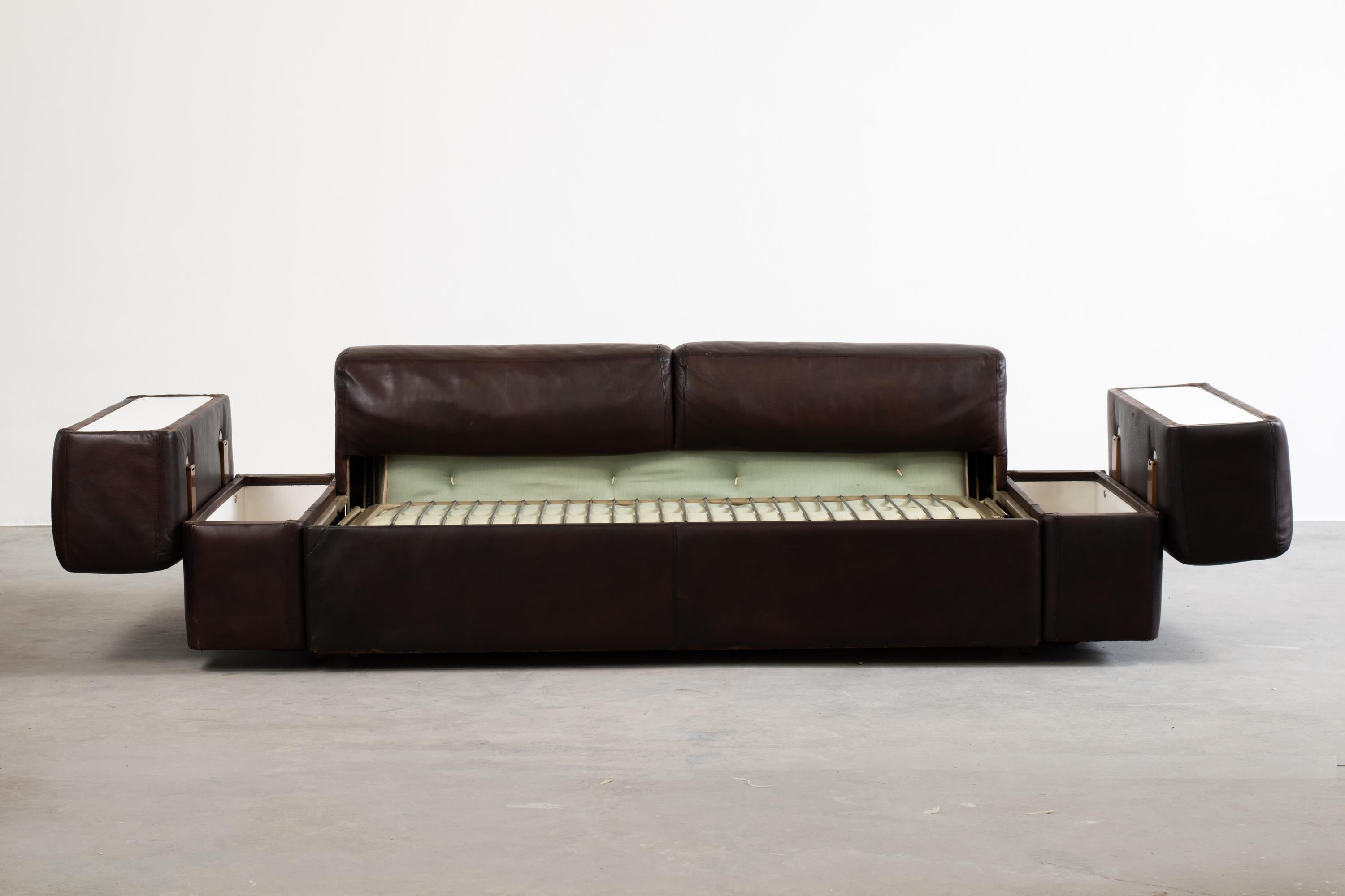 couch slash bed