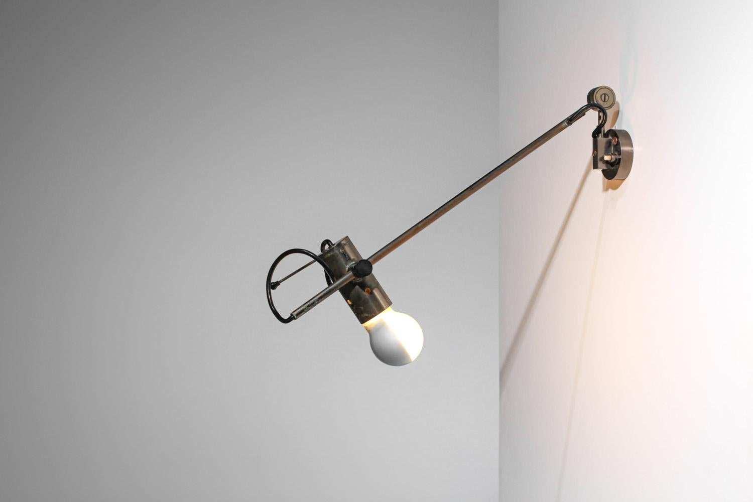 Mid-Century Modern Tito Agnoli stem wall light for Oluce 60s Italian nickel plated For Sale
