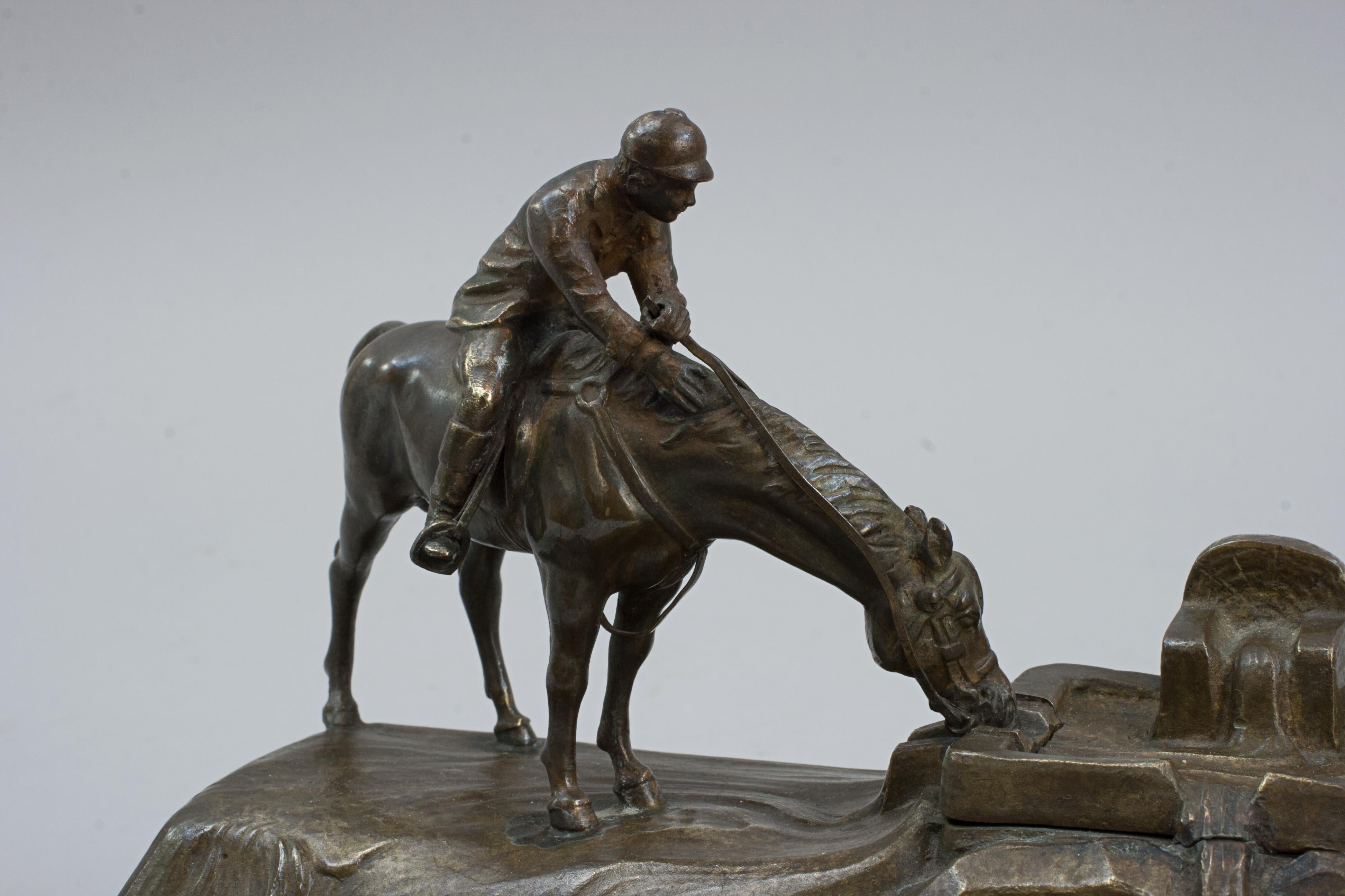 Calamaio in bronzo Titze con cavallo e cavaliere in vendita 6