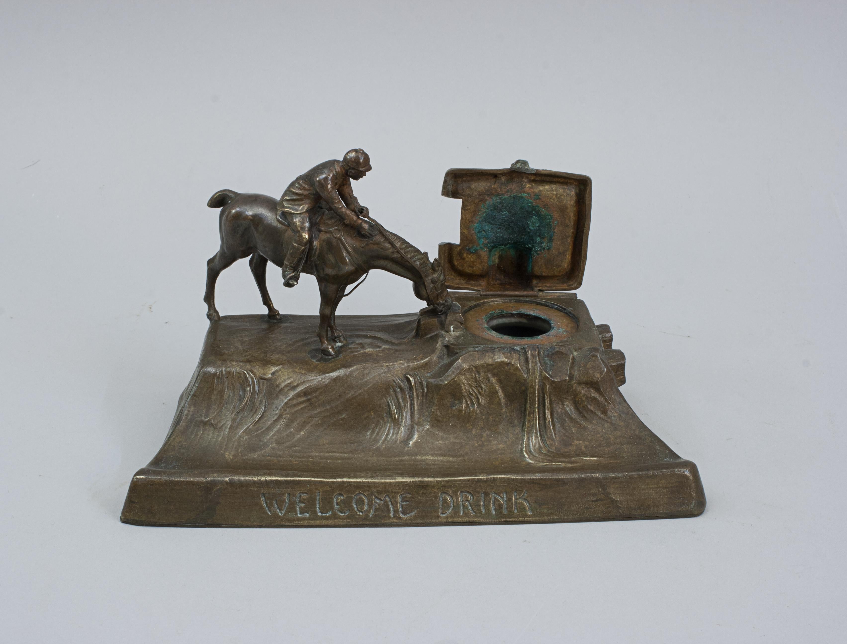 Calamaio in bronzo Titze con cavallo e cavaliere In condizioni buone in vendita a Oxfordshire, GB