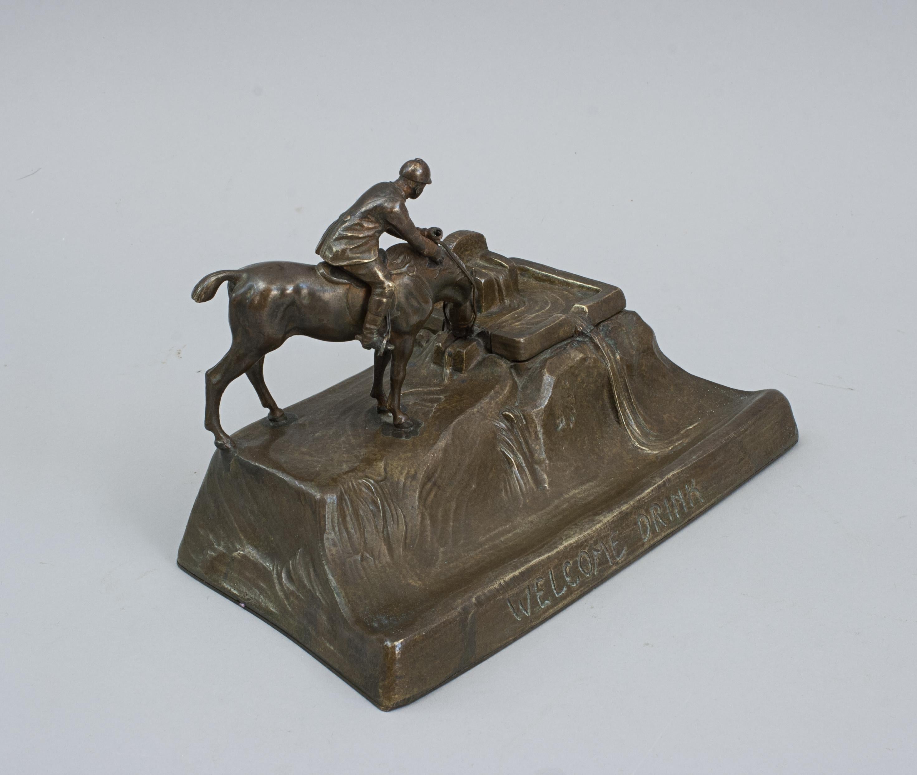 Bronzo Calamaio in bronzo Titze con cavallo e cavaliere in vendita
