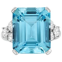 Tivon 18 Carat White Gold Santa Maria Aquamarine and Fine Diamond Ring