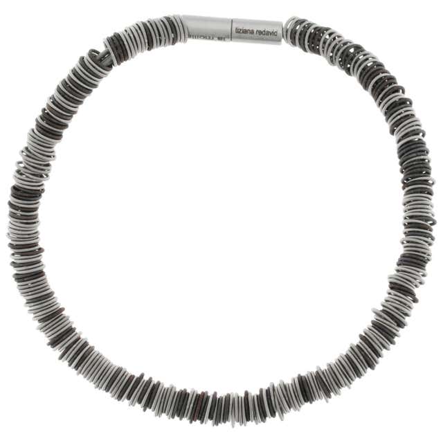 Vinitage Choker Necklaces - 1,398 For Sale at 1stdibs