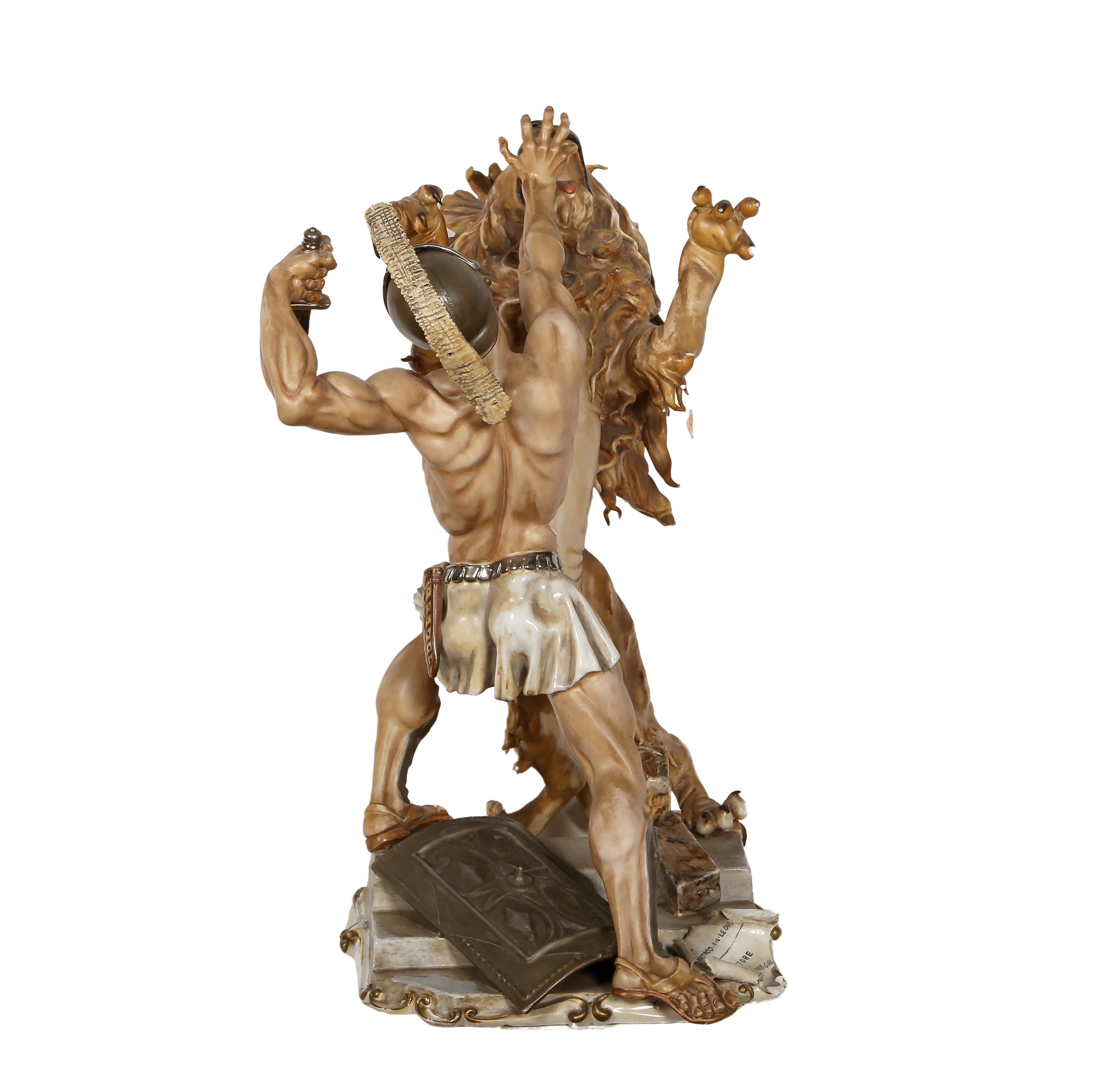 Spartico E Il Leone, sculpture en porcelaine Art nouveau de Tiziano Galli en vente 7