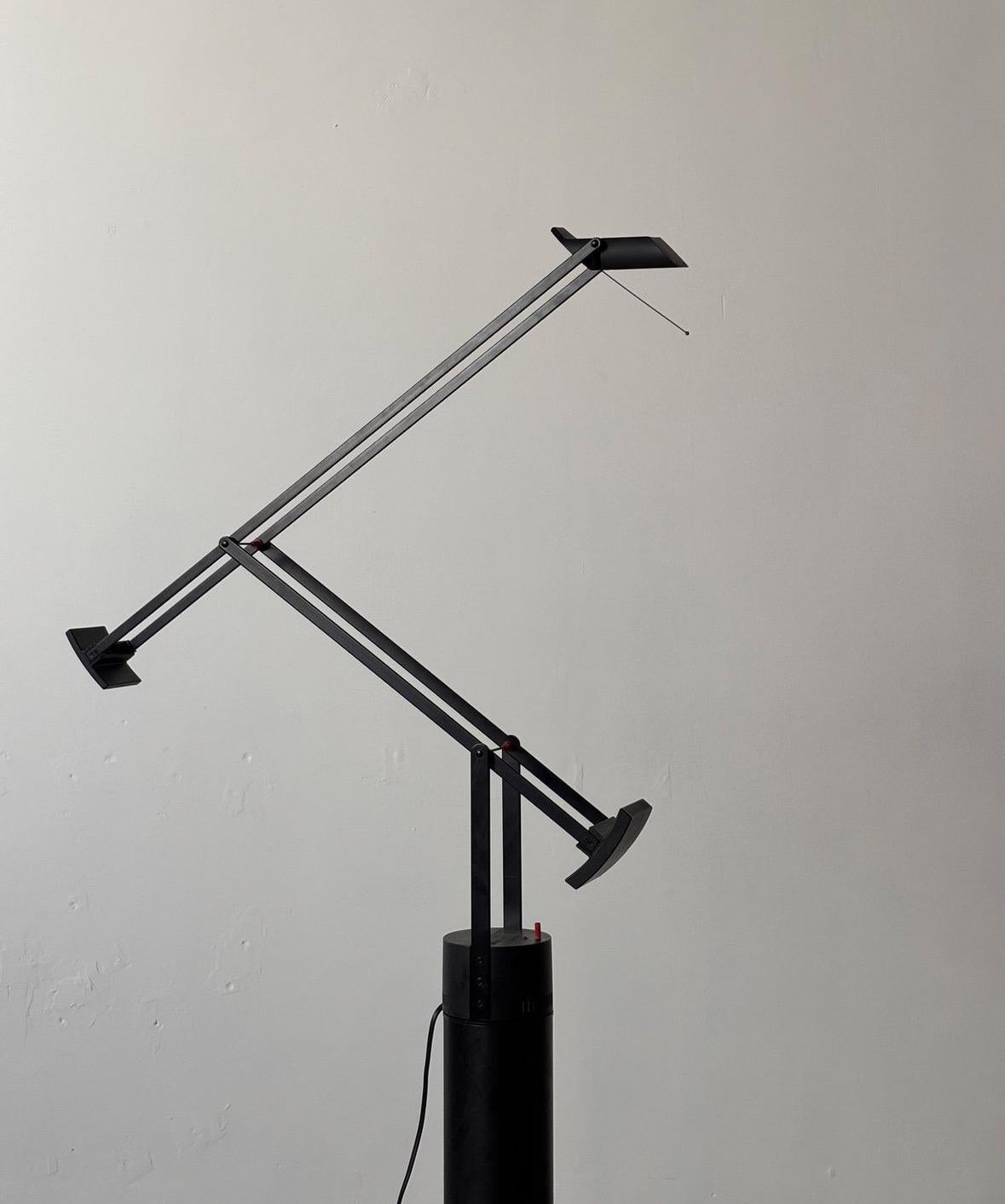 Métal Lampadaire Tizio 35 Terra Designé par Richard Sapper pour Artemide, 1971 Italie en vente