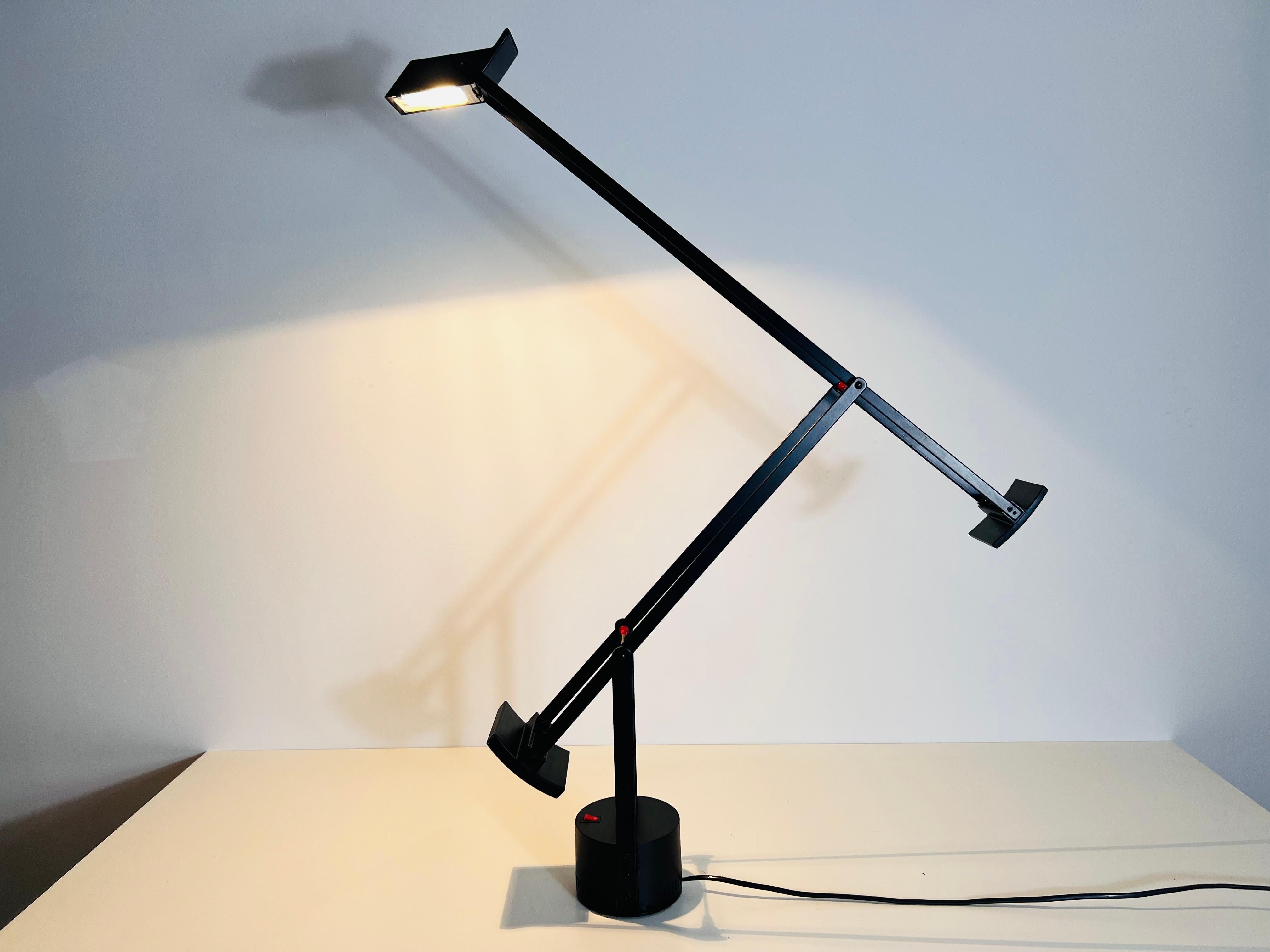Late 20th Century Tizio Adjustable Black Table Lamp from Richard Sapper for Artemide, 1972