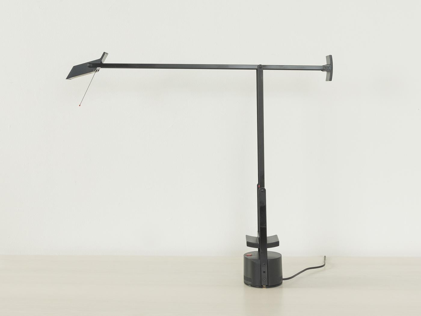 TIZIO table Lamp, Artemide In Good Condition For Sale In Neuss, NW