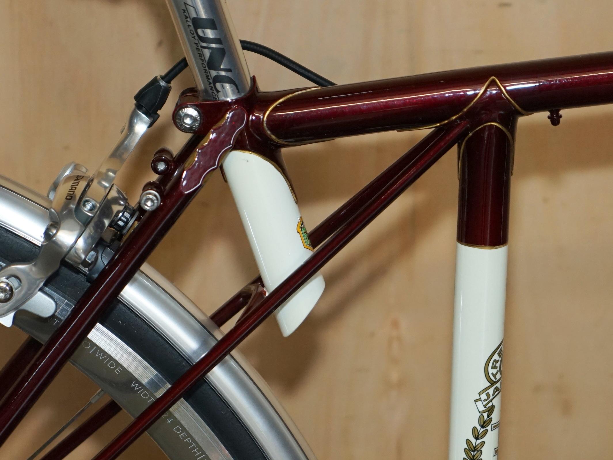 Fatto a mano TJ CYCLES REYNOLDS 653 FLYING GATE ROAD BiKE 50CM TELAIO SHIMANO 105 GUIDE in vendita