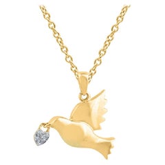 TJD 0.01 Carat Round Diamond 14 Kt Yellow Gold Pigeon with Lock Fashion Pendant
