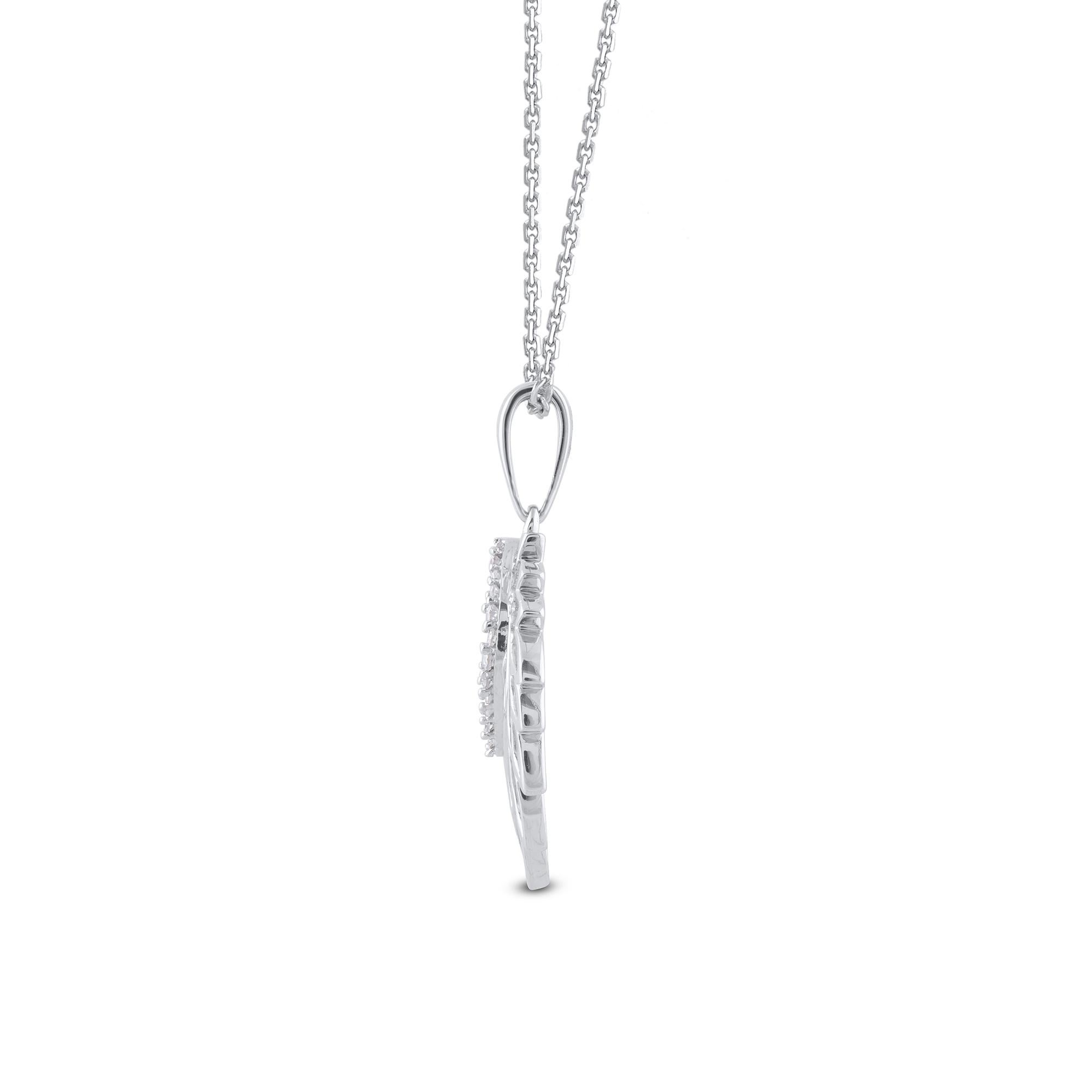 Taille ronde Pendentif à la mode licorne en or blanc 14 carats avec diamants ronds de 0,05 carat TJD en vente