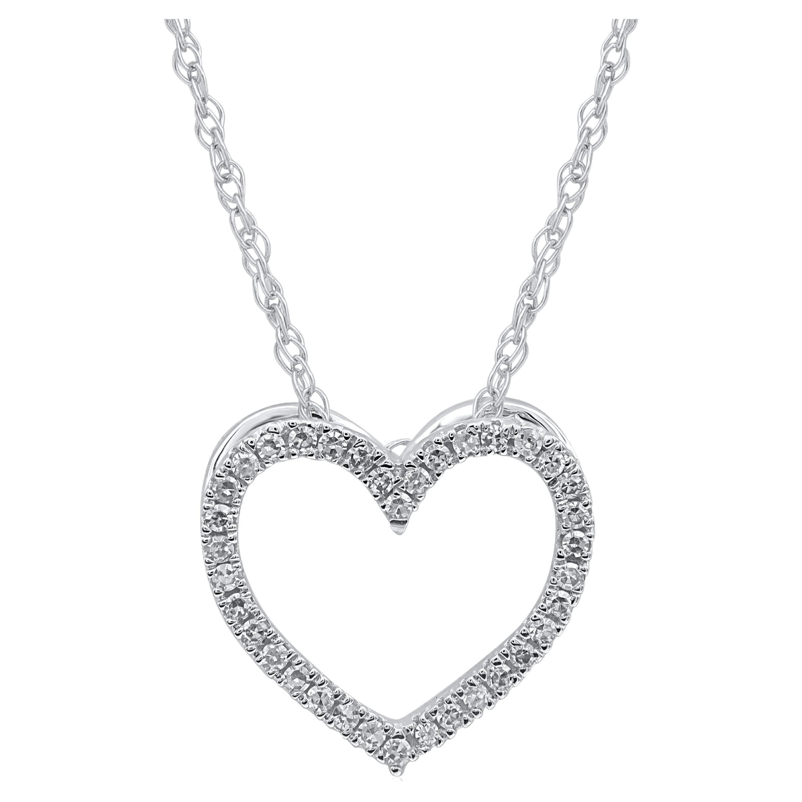 TJD 0.07 Carat Natural Round Cut Diamond 14 Karat White Gold Heart Necklace For Sale