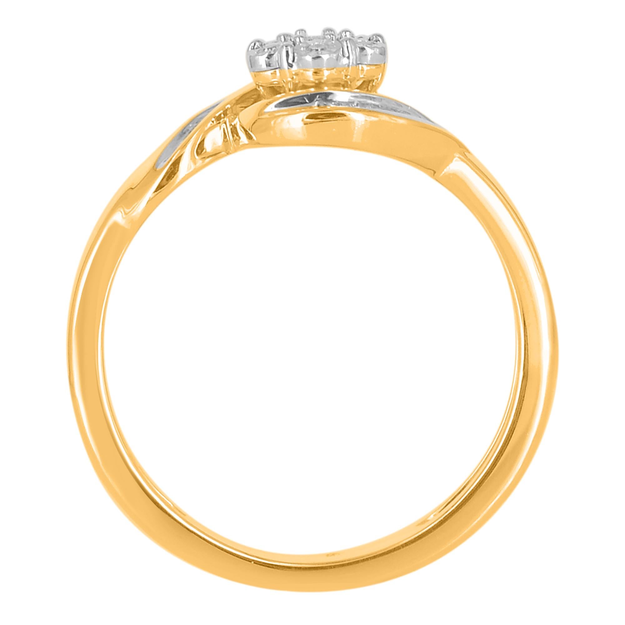 Questa scintillante fede bypass con diamante, che diventerà subito la tua preferita, celebra la tua storia d'amore. L'anello è realizzato in oro a 14 carati, a scelta tra bianco, rosa o giallo, e presenta 27 diamanti rotondi a taglio singolo e a