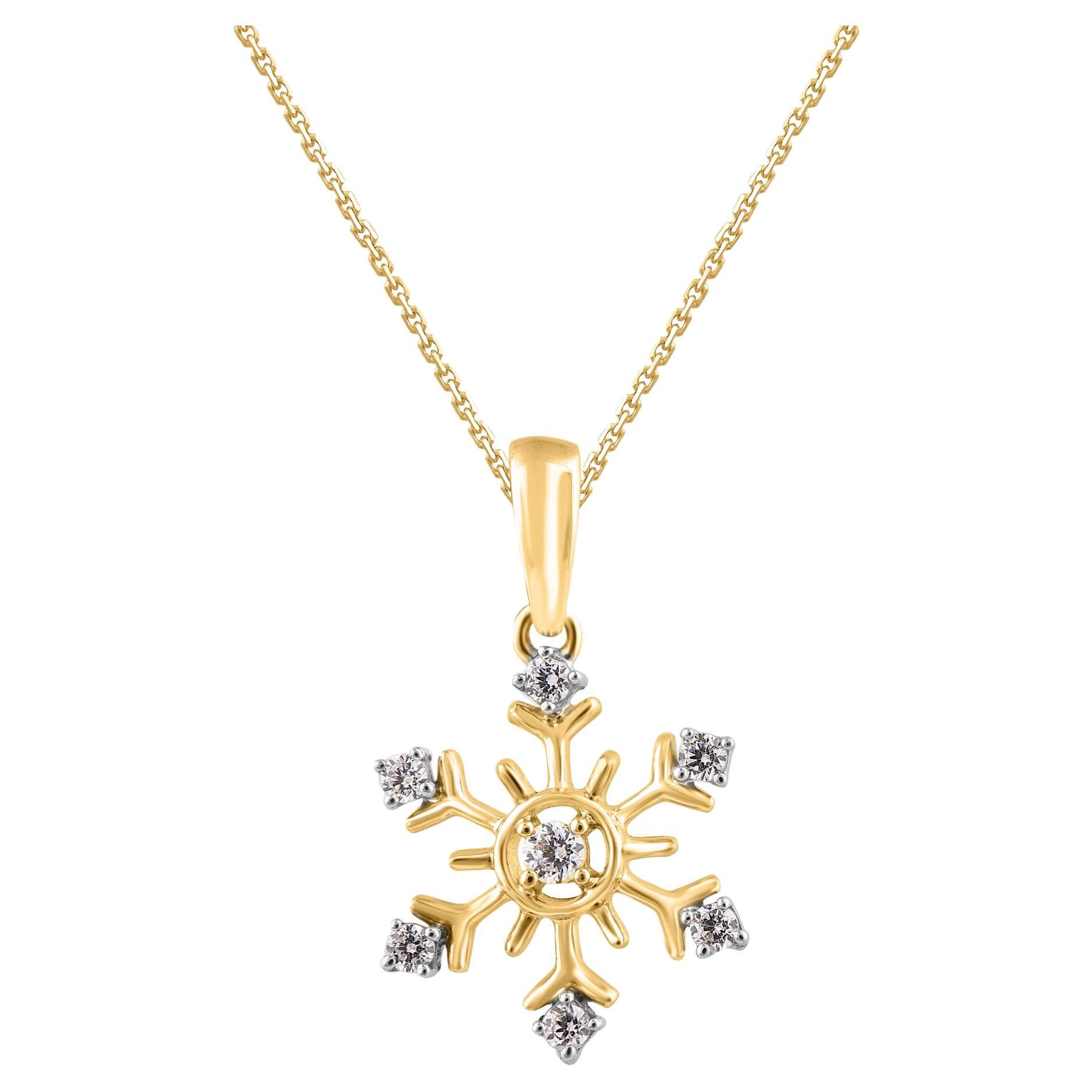 TJD 0.10 Carat Brilliant Cut Diamond 14 Karat Yellow Gold Snowflake Pendant For Sale