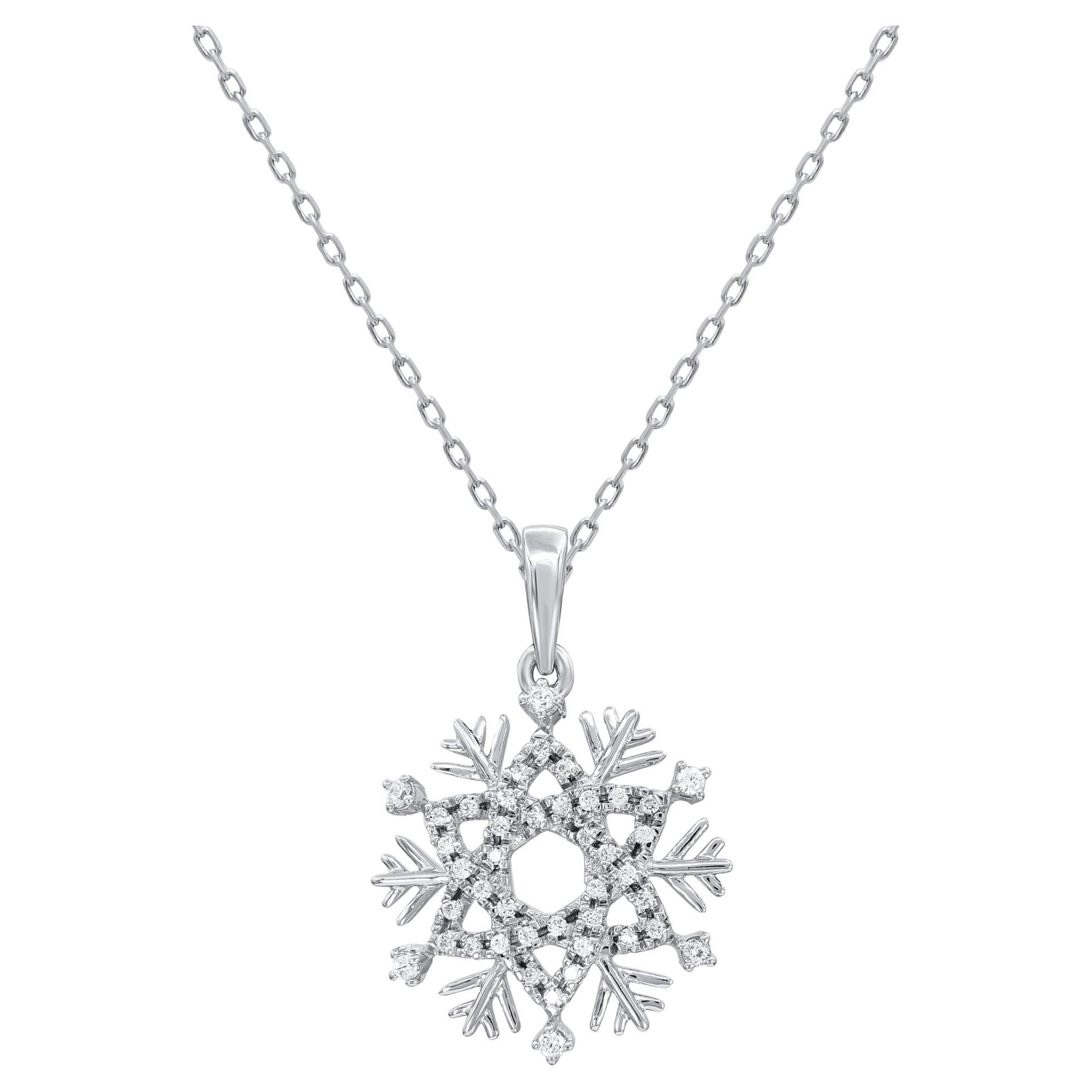 TJD 0.10 Carat Natural Diamond 14 Karat White Gold Snowflake Pendant Necklace For Sale