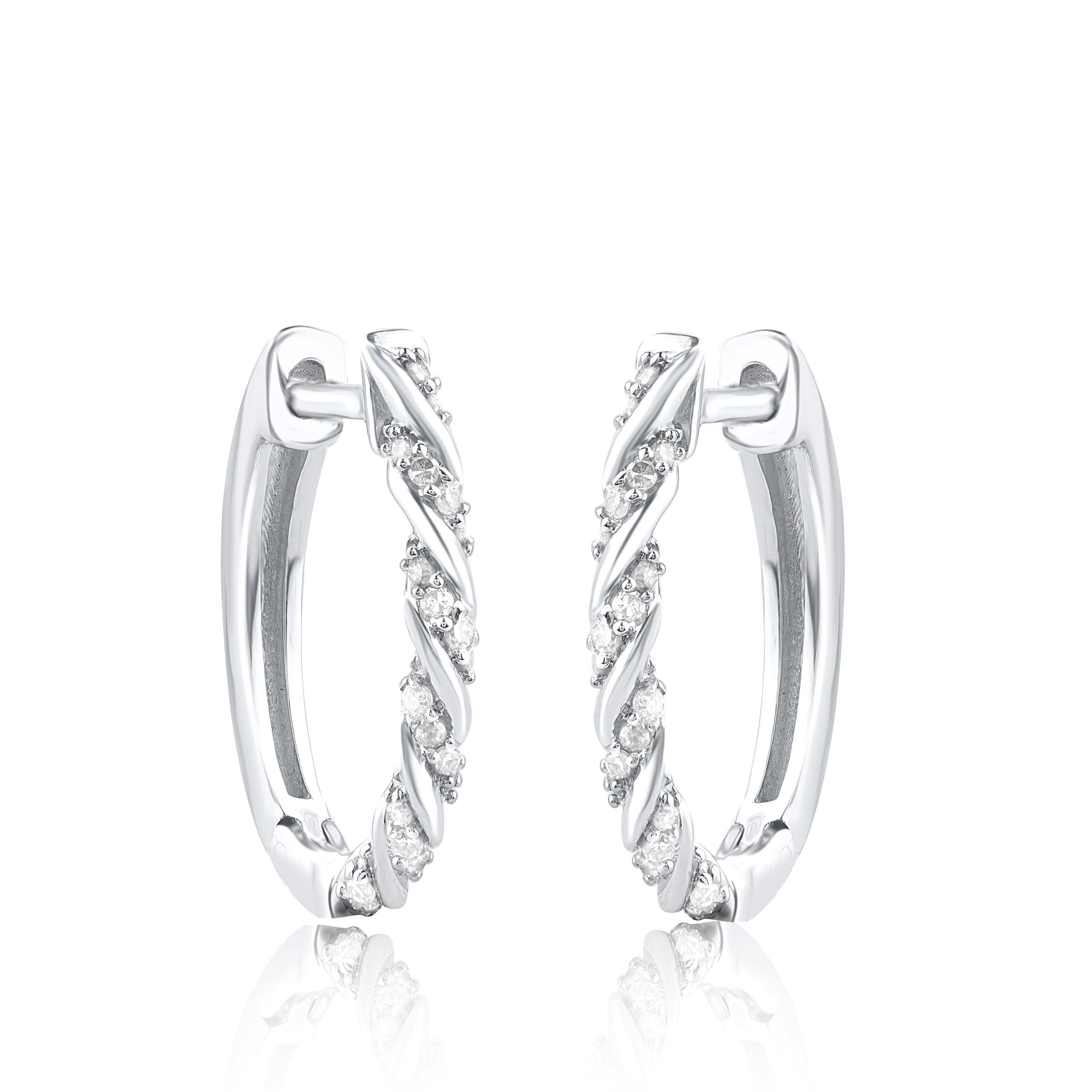 Moderne Créoles huggies en or blanc 14 carats avec diamants ronds naturels 0,12 carat TJD en vente
