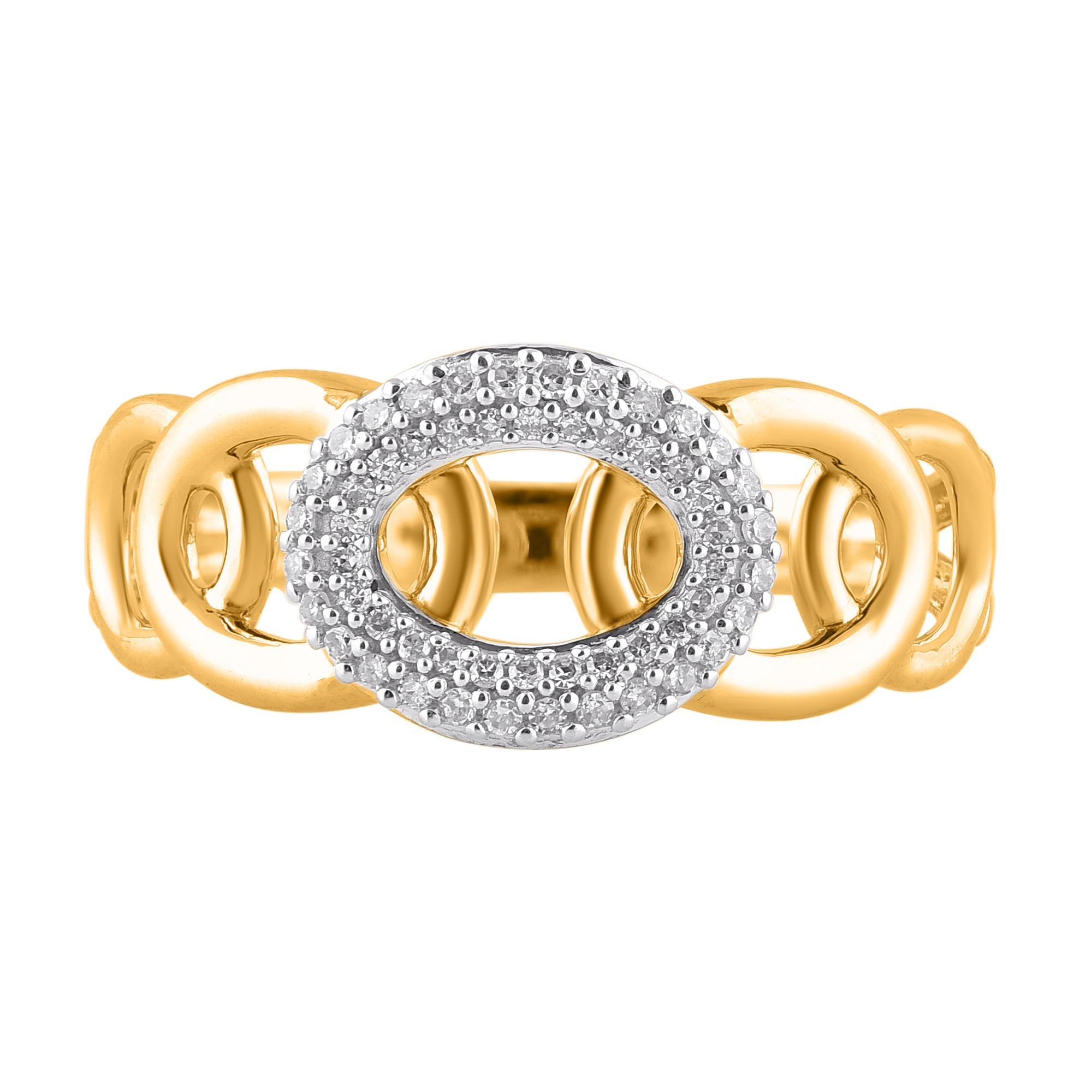 Simplement chic, cette bague en diamant est un accessoire astucieux que vous aimerez porter. Magnifiquement conçu par nos experts en or jaune 14 carats et orné de 54 diamants ronds sertis en pavé. Le poids total des diamants est de 0,12 carat. Les
