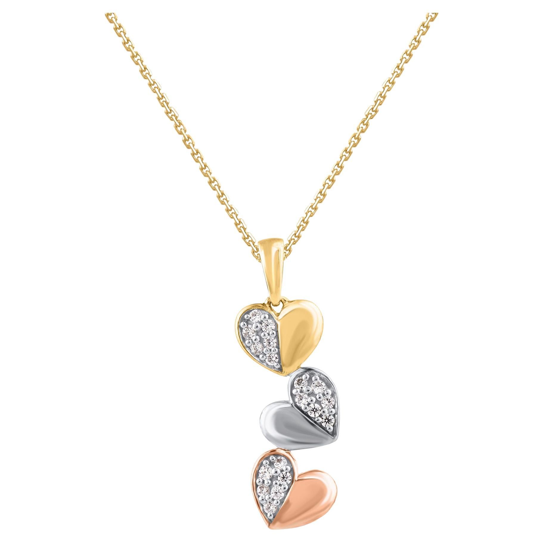 TJD 0.15 Carat Brilliant Cut Diamond 14 Karat Gold Triple Heart Pendant Necklace For Sale