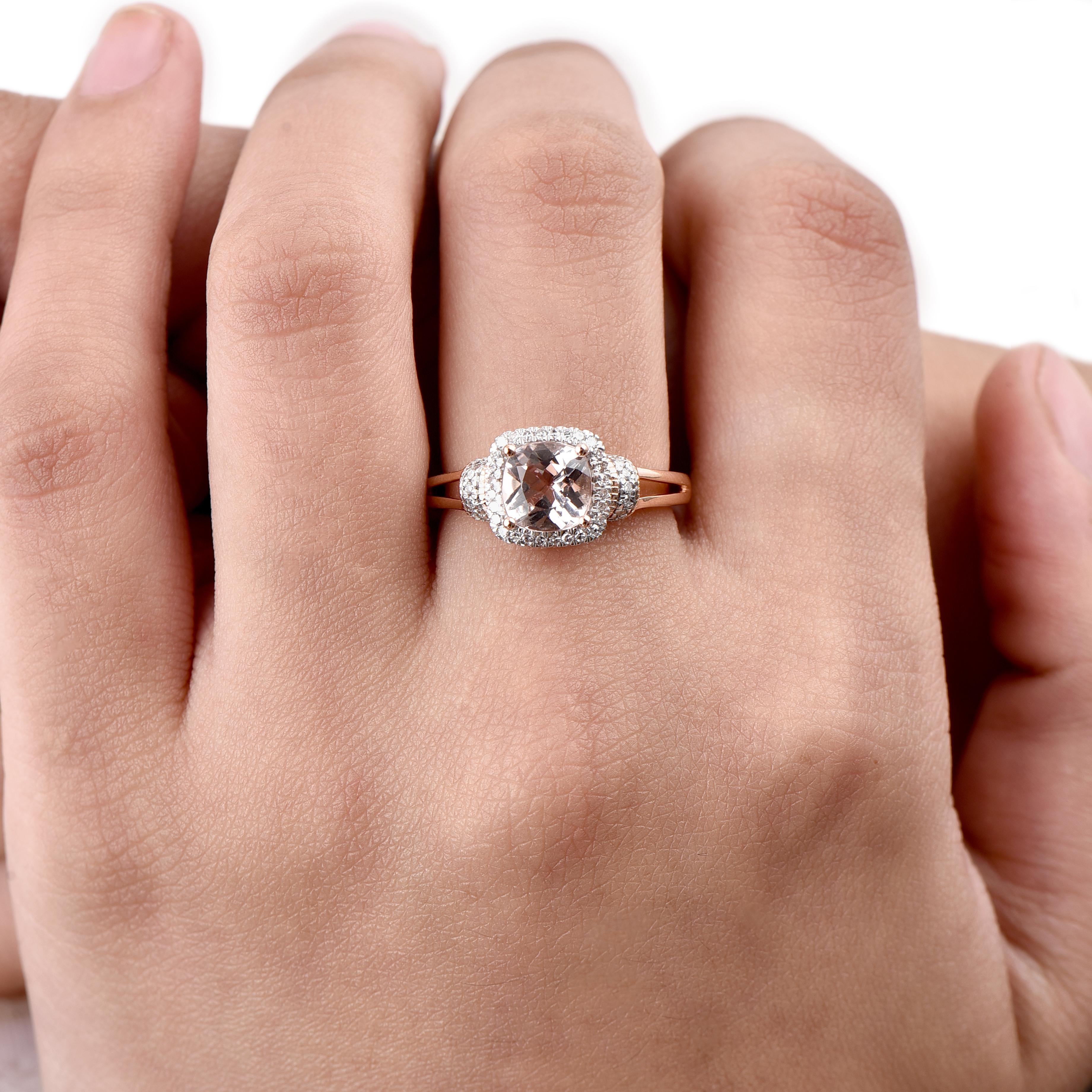 TJD 0.15 Carat Diamond and 7X7 mm Cushion Cut Morganite 14Karat Rose Gold Ring For Sale 2
