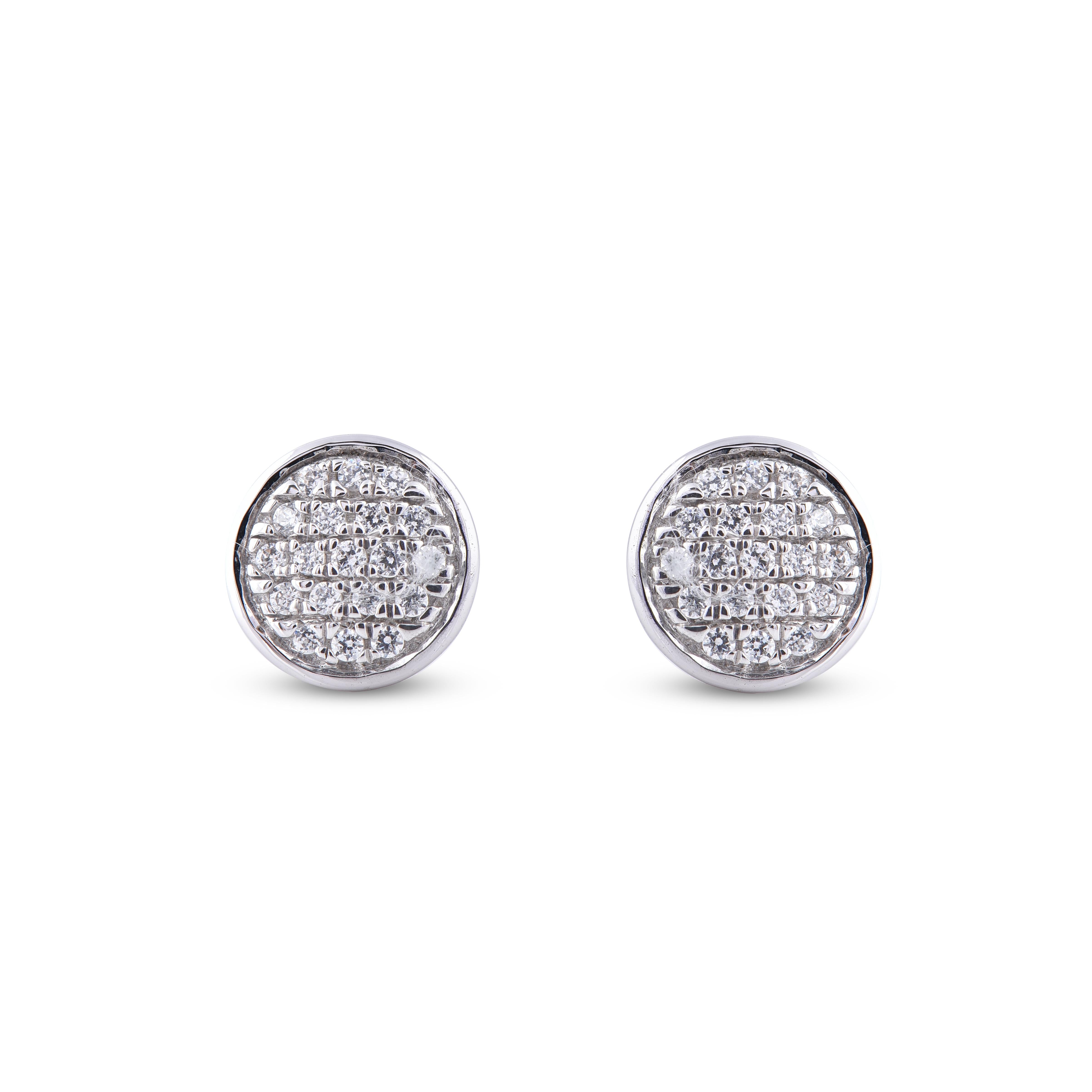 Un look classique qui s'accorde avec toutes les tenues, ces  Les boucles d'oreilles design en diamant sont un ajout éblouissant à votre boîte à bijoux. Sertie de 38 diamants ronds en pavage, elle brille par sa couleur H-I et sa pureté I2 et a été