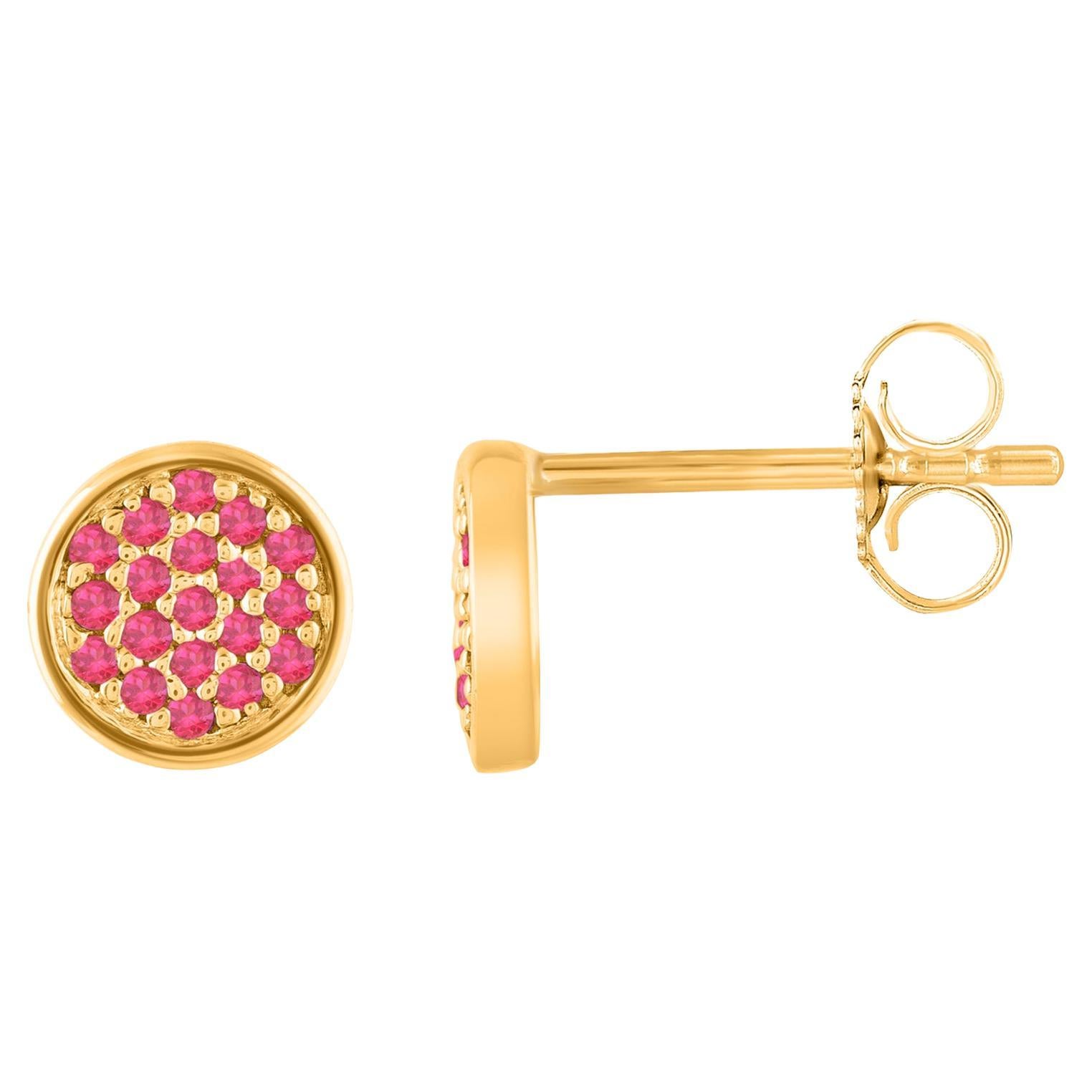 Parfaites pour toutes les occasions, ces éblouissantes boucles d'oreilles sont ornées de 38 rubis magnifiquement sertis. Ces boucles d'oreilles en rubis sont réalisées en or jaune 14 carats.

La couleur du métal peut être personnalisée sur demande.