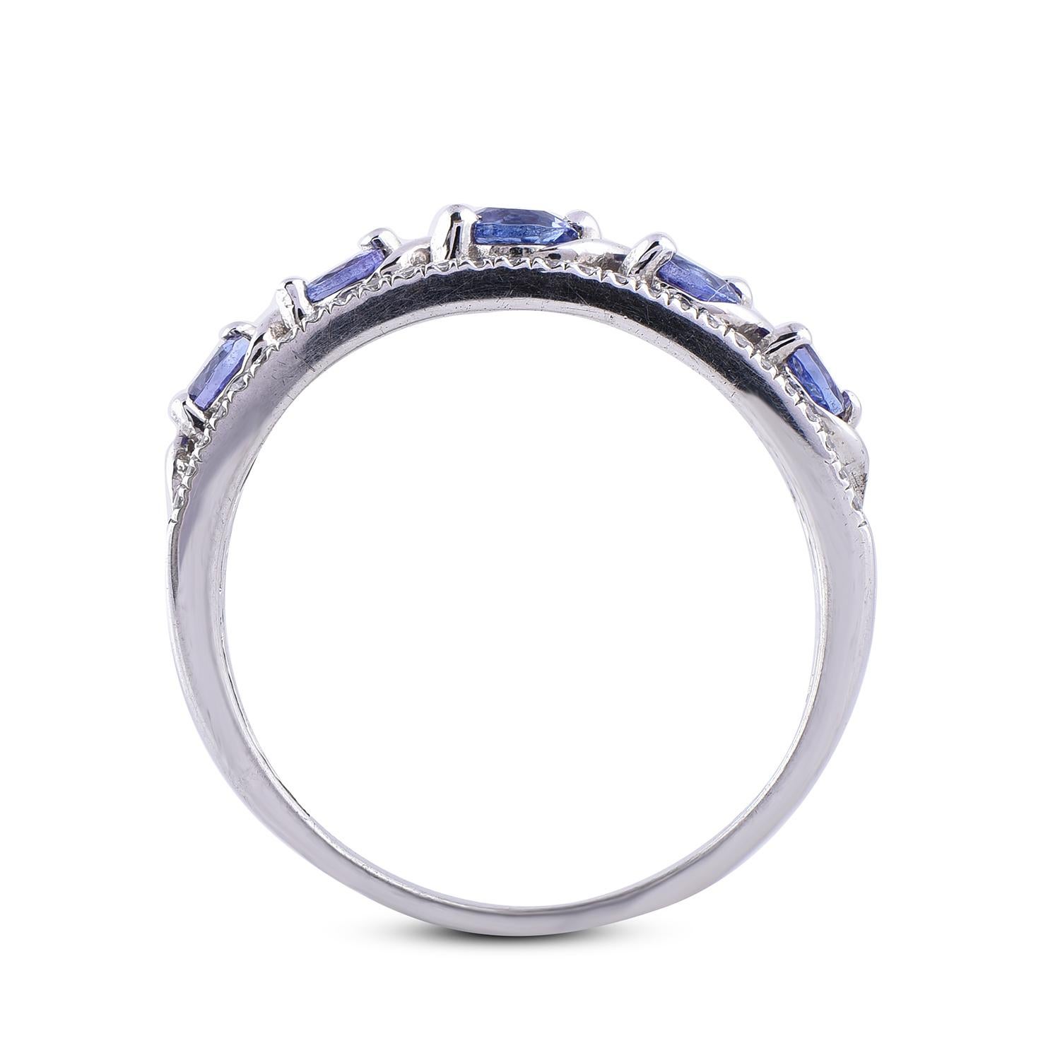 TJD 0.20 Carat Diamond and Tanzanite 14 Karat White Gold Fashion Band Ring In New Condition For Sale In New York, NY