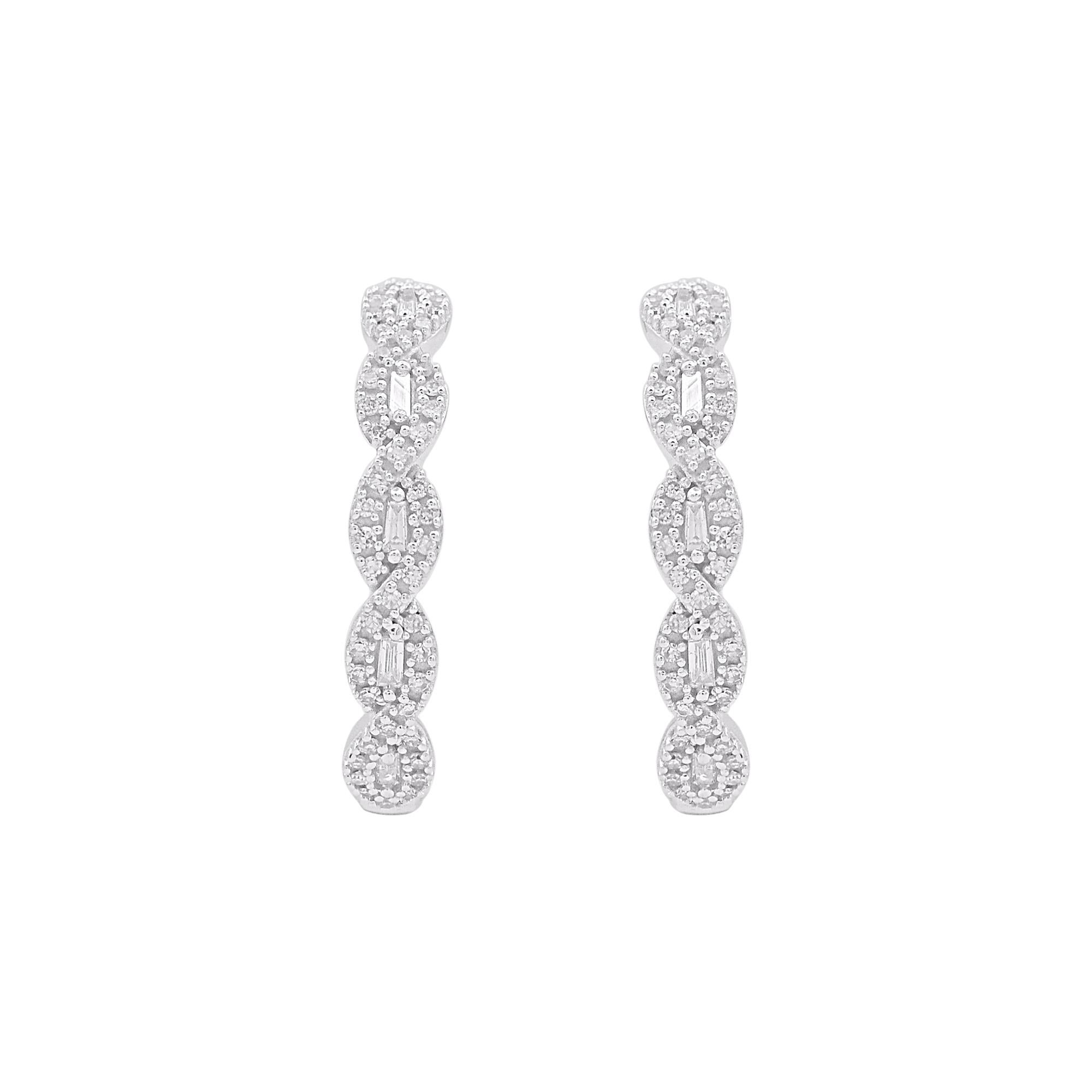 Moderne Créoles en or blanc 14 carats avec diamants naturels de 0,20 carat TJD en vente