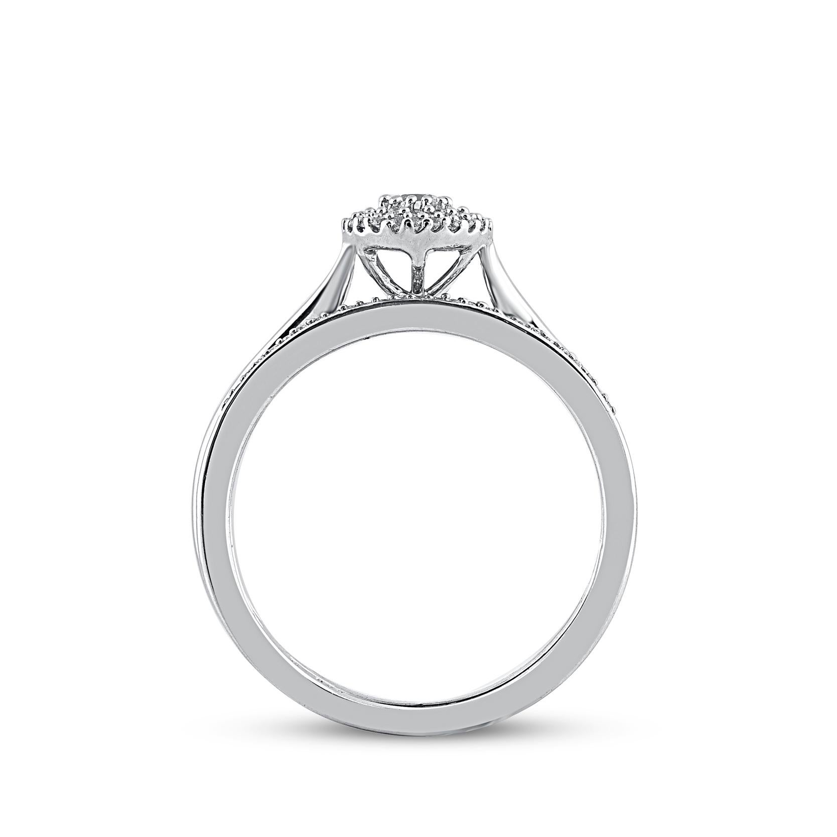 Women's TJD 0.20 Carat Natural Round Cut Diamond 14 Karat White Gold Bridal Ring Set For Sale