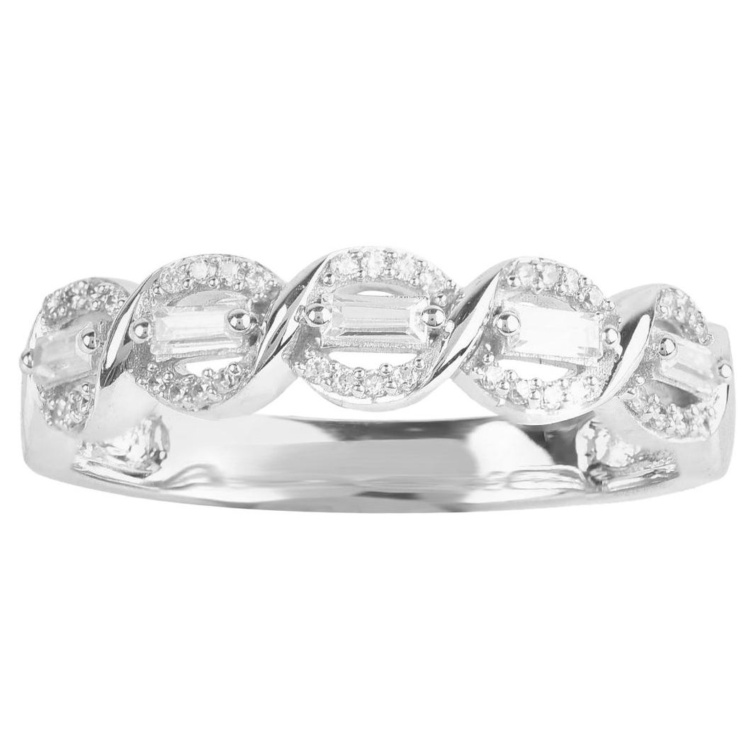 TJD 0,25 Karat Baguette 
runder Diamant 18 Karat Weißgold gedrehter Ehering mit Diamanten im Angebot