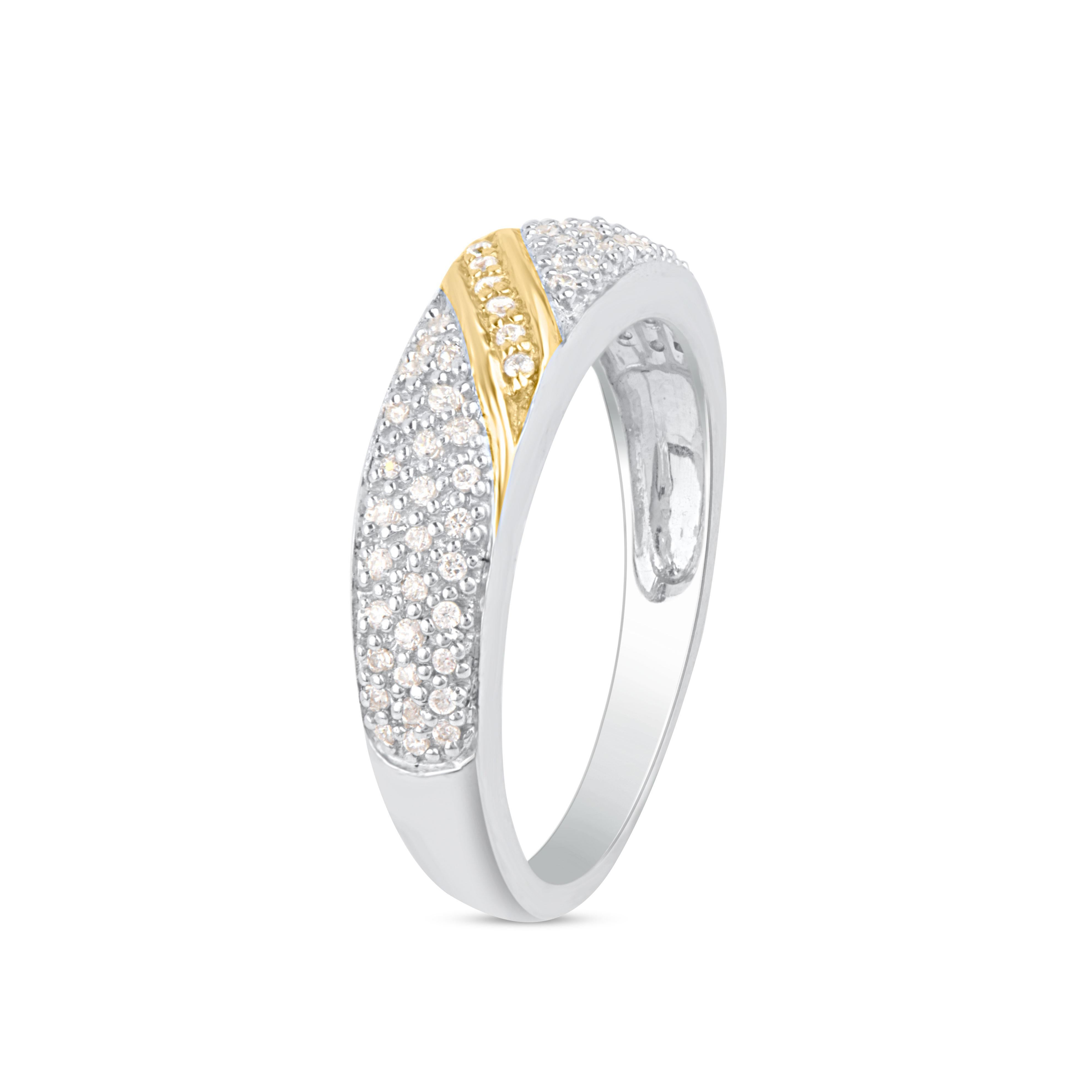 Contemporain Alliance en or bicolore 14 carats avec diamants naturels de 0,25 carat TJD en vente