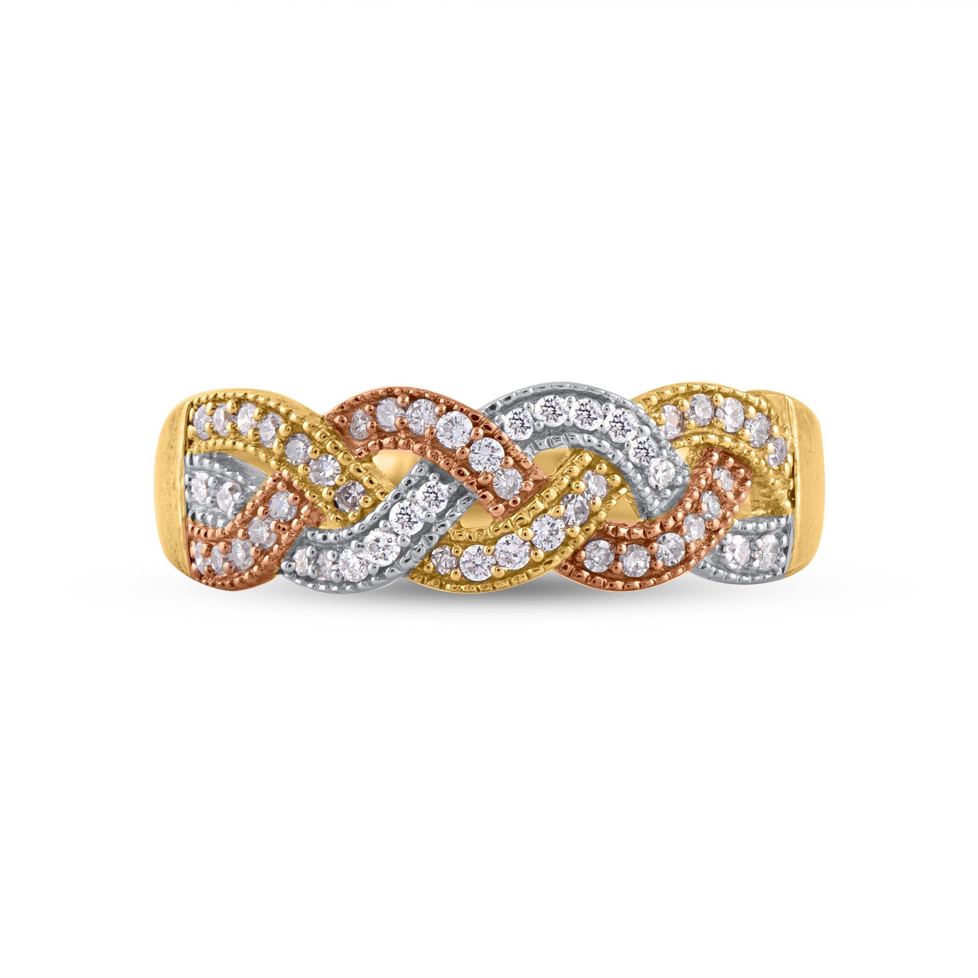 Cet anneau de mariage est réalisé avec expertise en or jaune 14 carats et comporte 51 diamants ronds de taille simple et de taille brillante, sertis en pavé. Nous n'utilisons que des diamants 100 % naturels et exempts de conflits qui brillent d'une