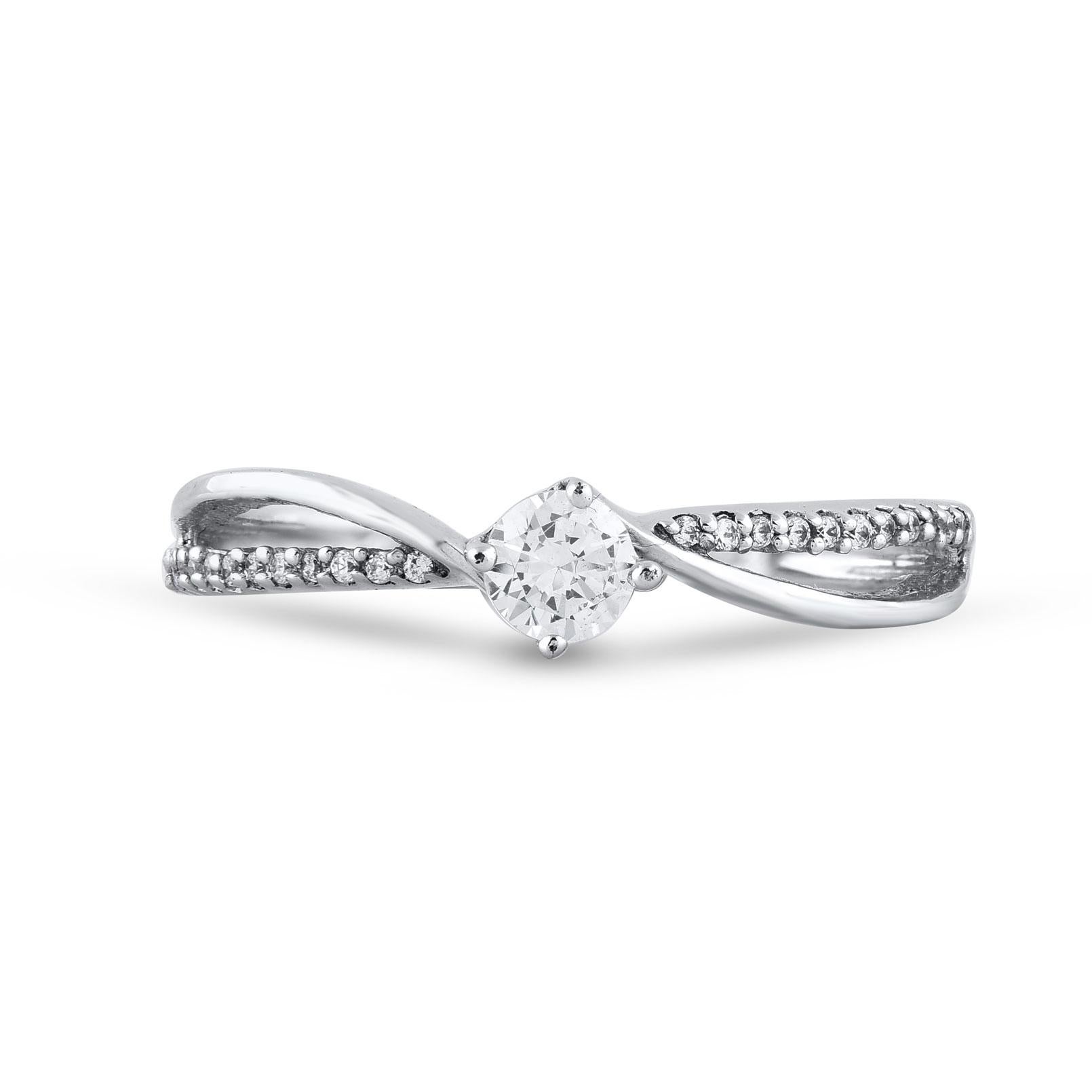 Étonnante et exquise, cette bague en diamant est magnifiquement réalisée en or blanc massif 14K. Cette bague présente 23 diamants blancs étincelants ronds de taille brillant et de taille simple, sertis en pavillon. Les diamants sont naturels, non