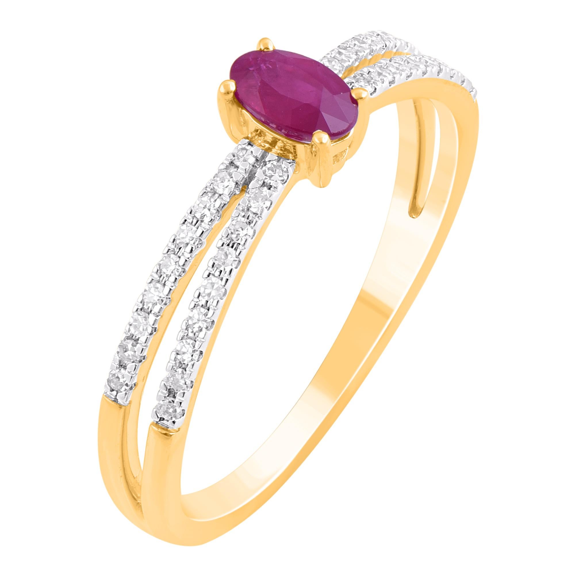 TJD Anillo solitario de oro amarillo de 14 quilates con rubí de 0,28 quilates y diamante de 0,10 quilates Contemporáneo en venta