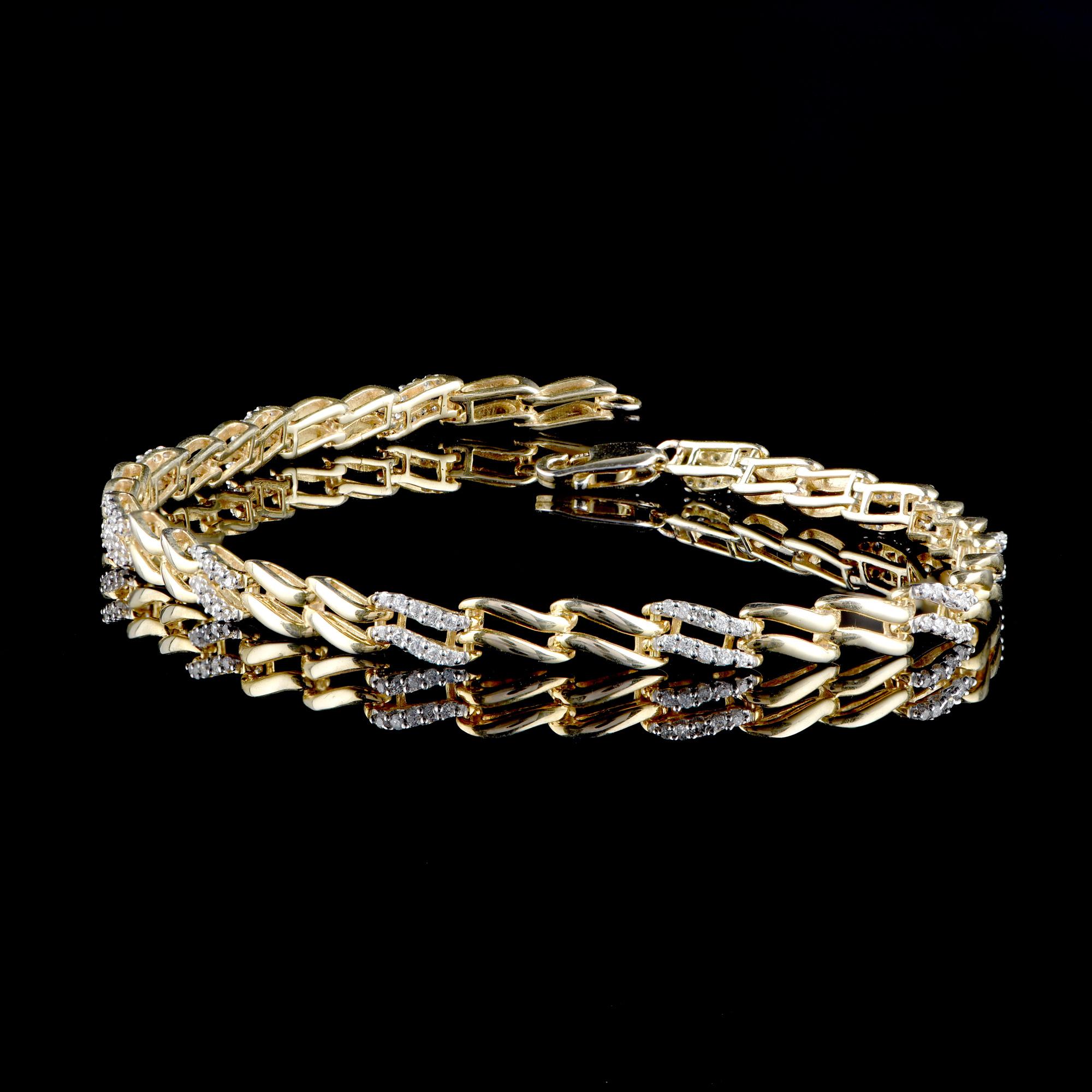 Contemporary TJD 0.33 Carat Diamond 18 Karat Yellow Gold Wave Link Tennis Bracelet For Sale