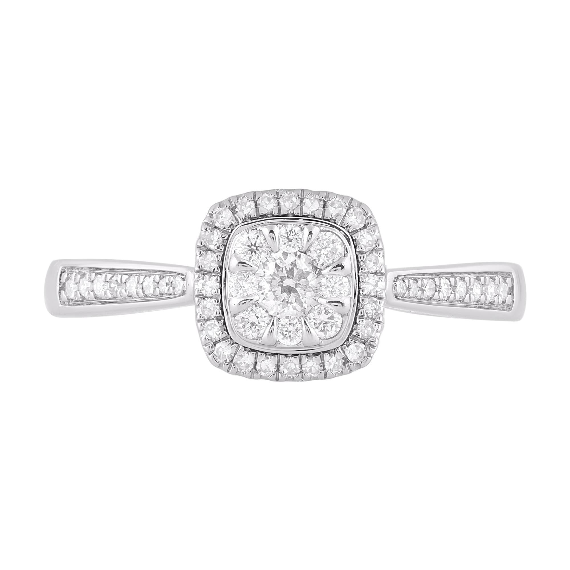 Exprésale tu amor de la forma más clásica con este anillo de diamantes. Fabricada en oro blanco de 14 quilates. Esta alianza presenta un brillante diamante redondo de 49 talla única y talla brillante bellamente engastado en garras y a presión. El