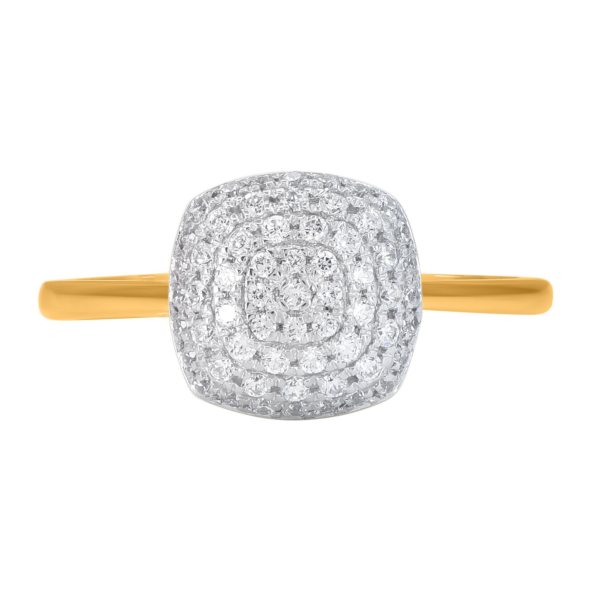Exprimez votre amour pour elle de la manière la plus classique qui soit avec cette bague en diamant. Fabriqué en or jaune 14 carats. Cette bague de mariage est ornée d'un étincelant diamant rond de 61 ans de taille simple et de taille brillant,