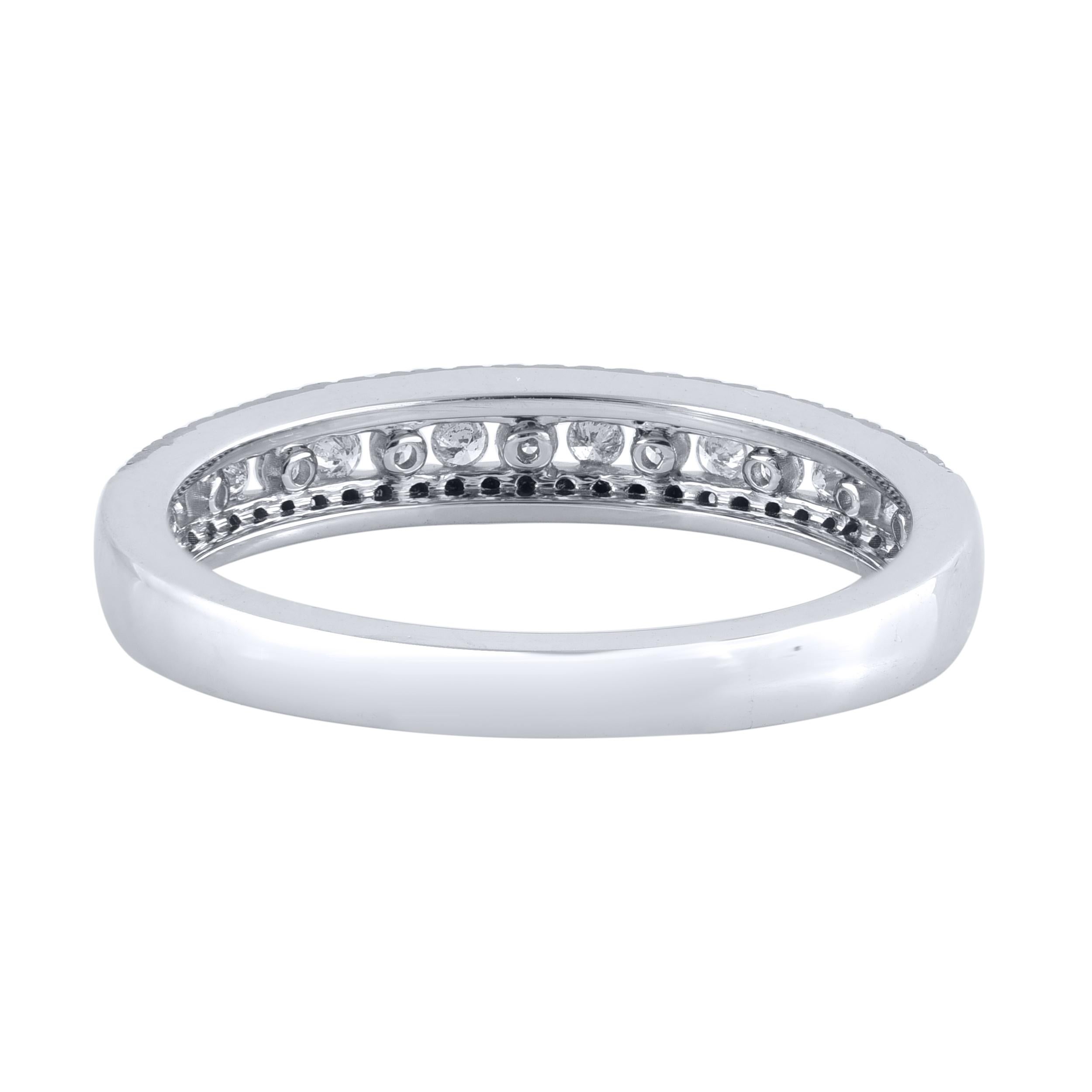 Modern TJD 0.33 Carat White & Treated Black Diamond 14 Karat Gold Stackable Band Ring For Sale