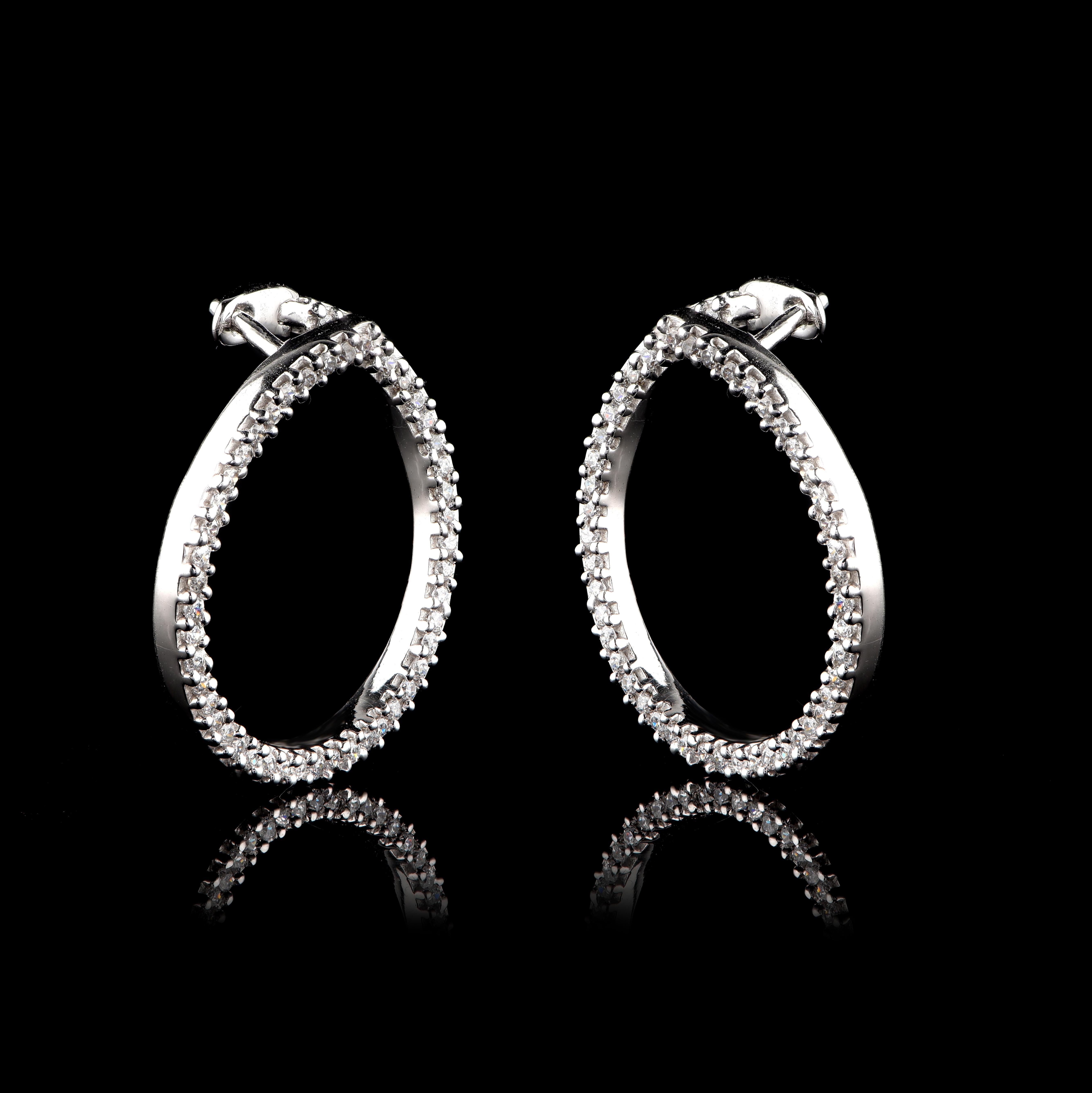 Contemporary TJD 0.50 Carat Diamond 18 Karat White Gold  Twist Hoop Earrings For Sale