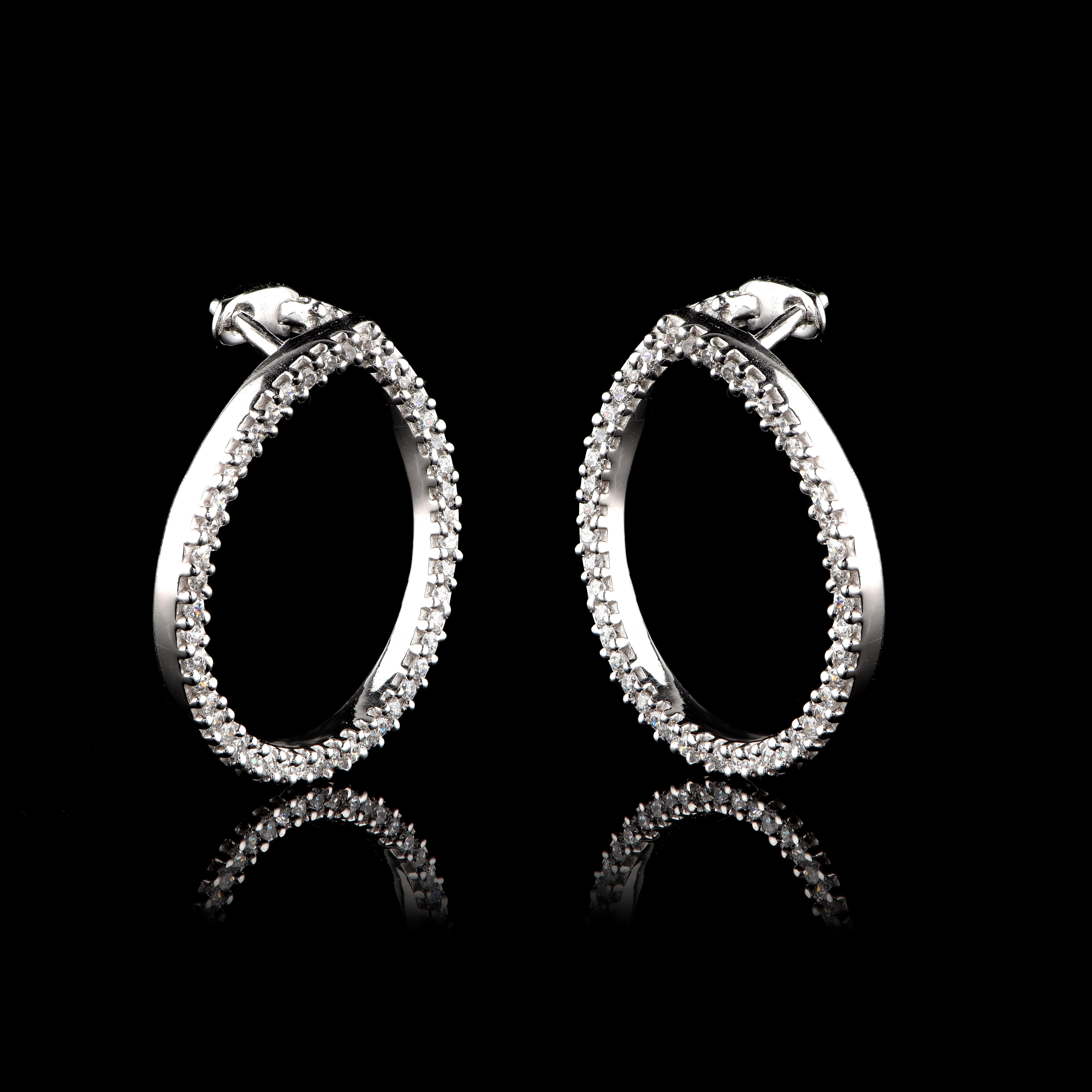TJD Diamante de 0,50 Quilates Oro Blanco de 18 Kilates  Pendientes de aro Twist Contemporáneo en venta
