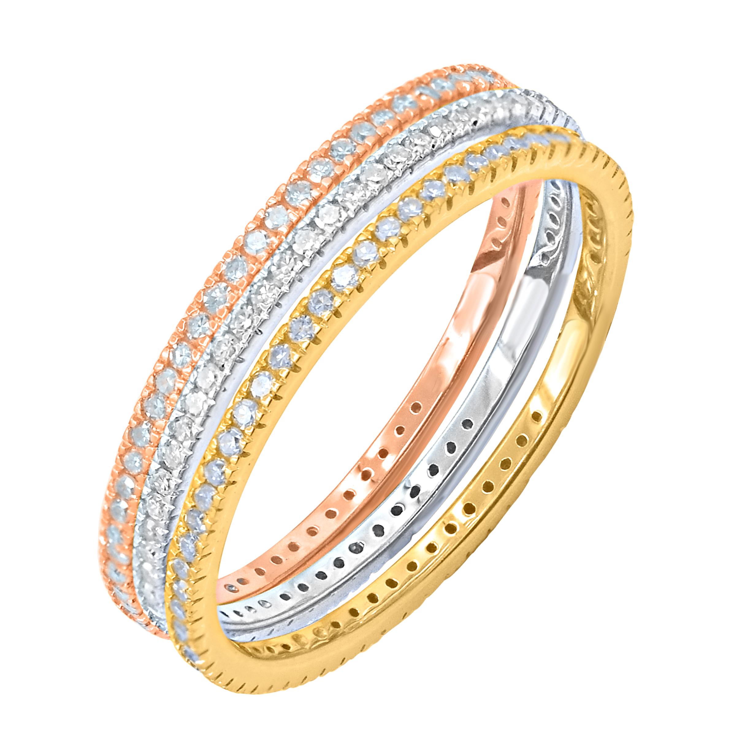 Questo set di tre fedi con diamanti è un look a cui ricorrerà spesso. Questo set comprende un pezzo in oro rosa, giallo e bianco. Questo anello è realizzato in oro bianco, rosa e giallo a 14 carati con 168 diamanti rotondi a taglio singolo